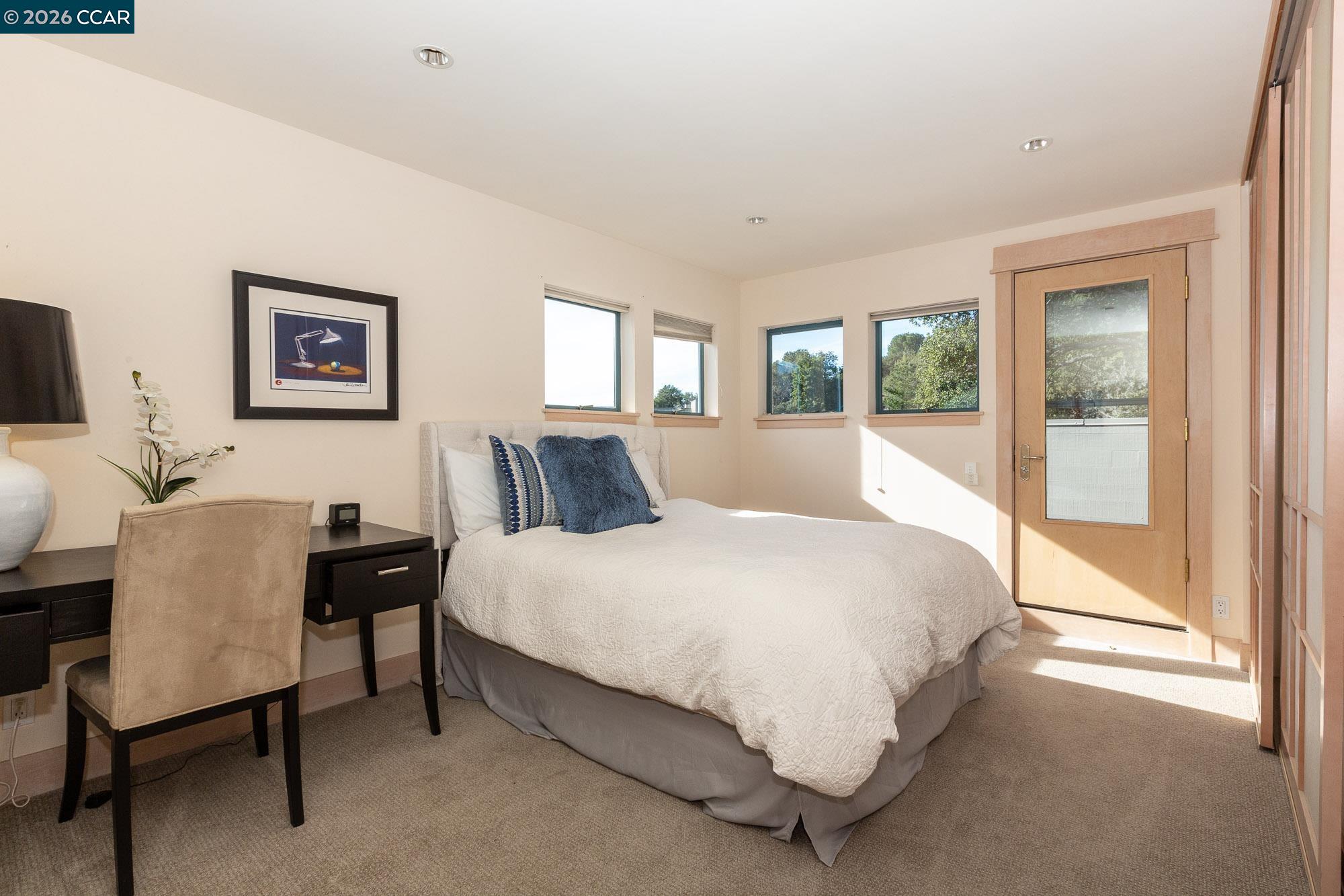 Detail Gallery Image 24 of 55 For 319 Tappan Ter, Orinda,  CA 94563 - 5 Beds | 4/1 Baths