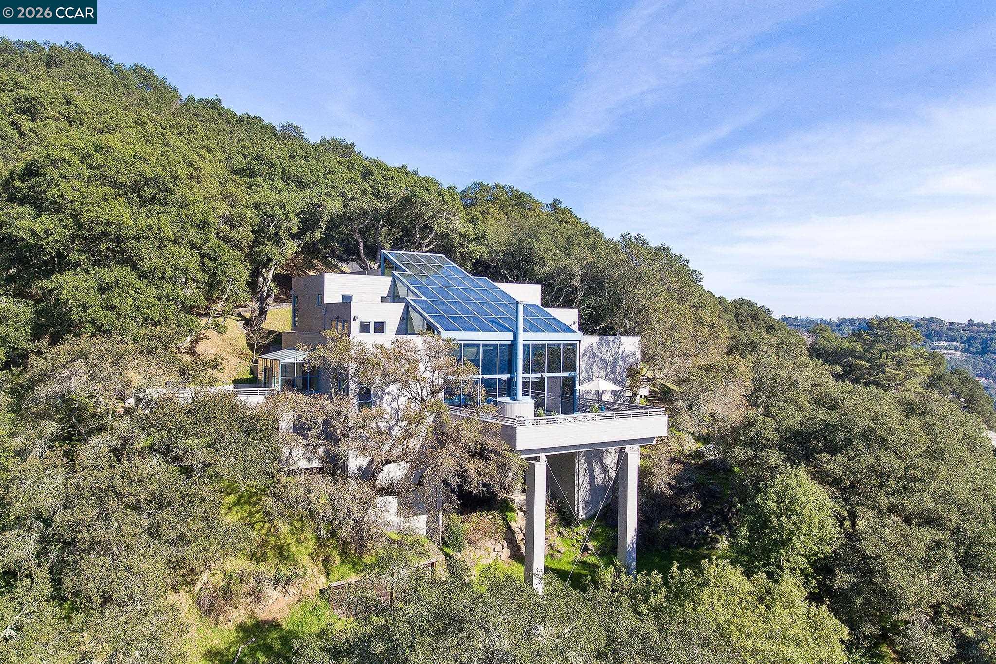 Detail Gallery Image 48 of 55 For 319 Tappan Ter, Orinda,  CA 94563 - 5 Beds | 4/1 Baths