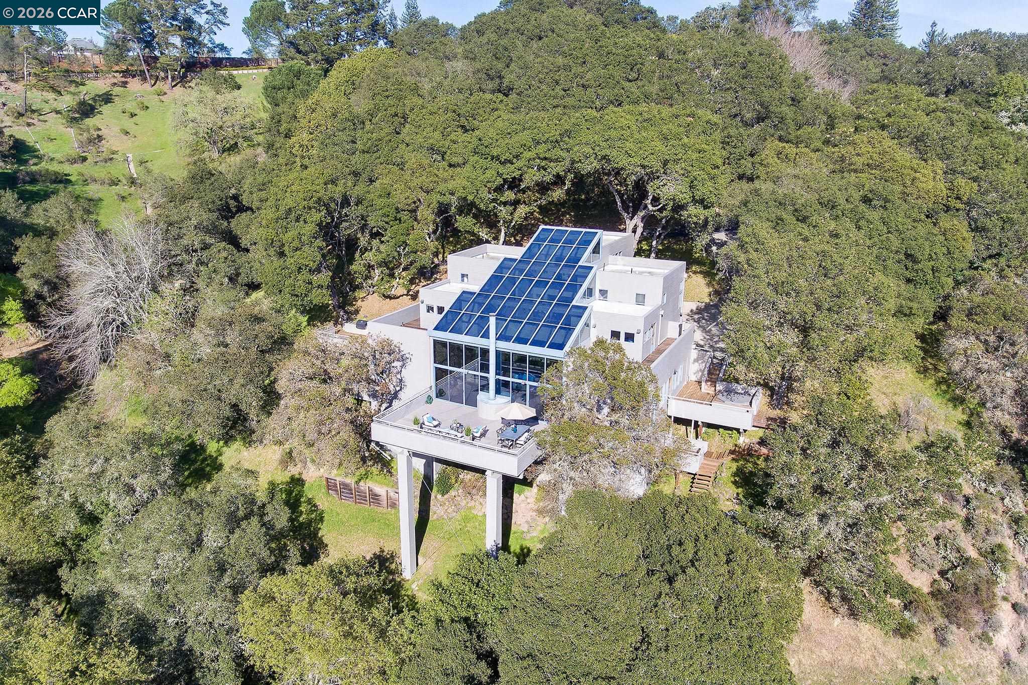 Detail Gallery Image 52 of 55 For 319 Tappan Ter, Orinda,  CA 94563 - 5 Beds | 4/1 Baths