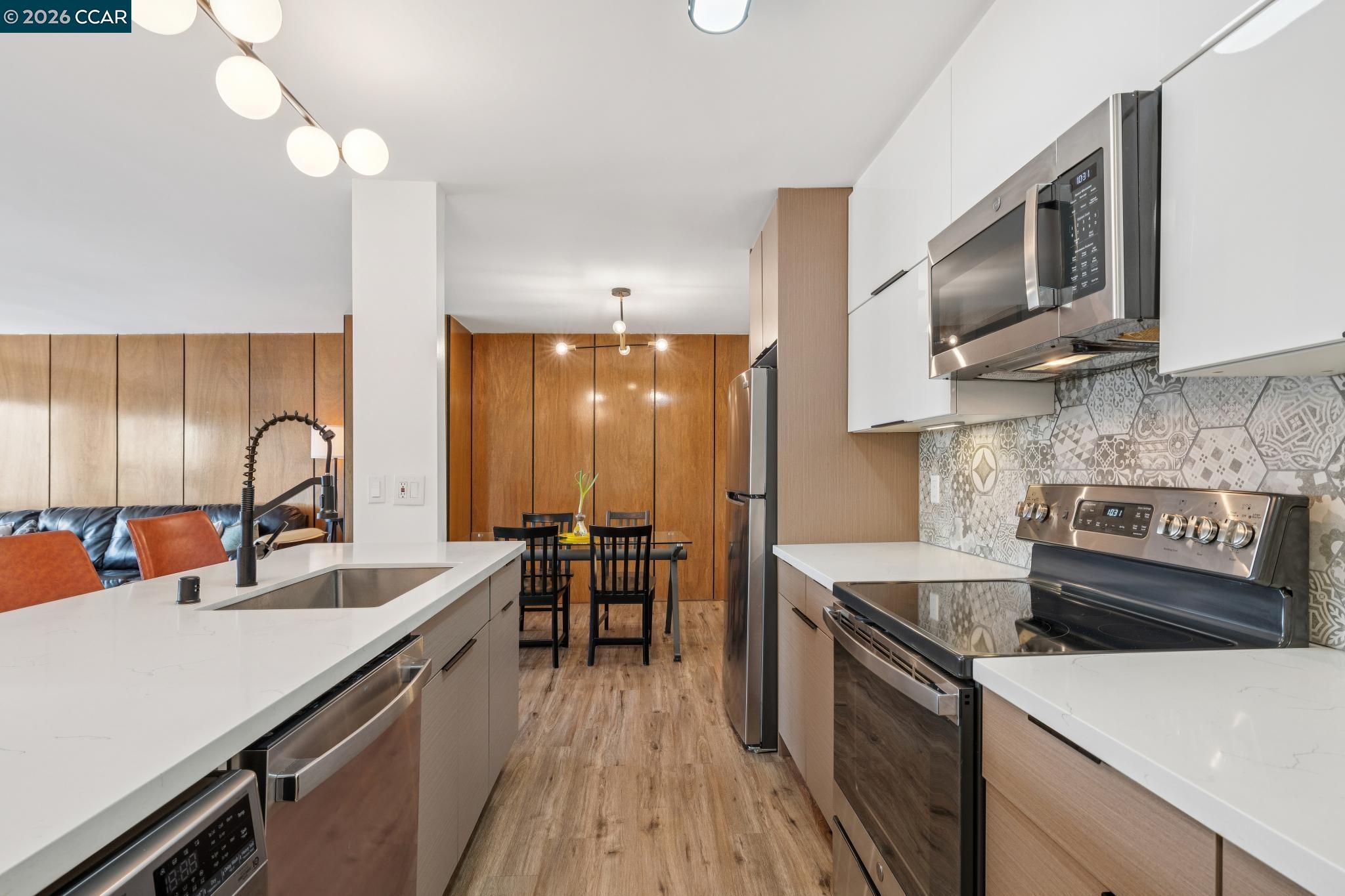 Photo #42: 41126230 Listing: Photo #42