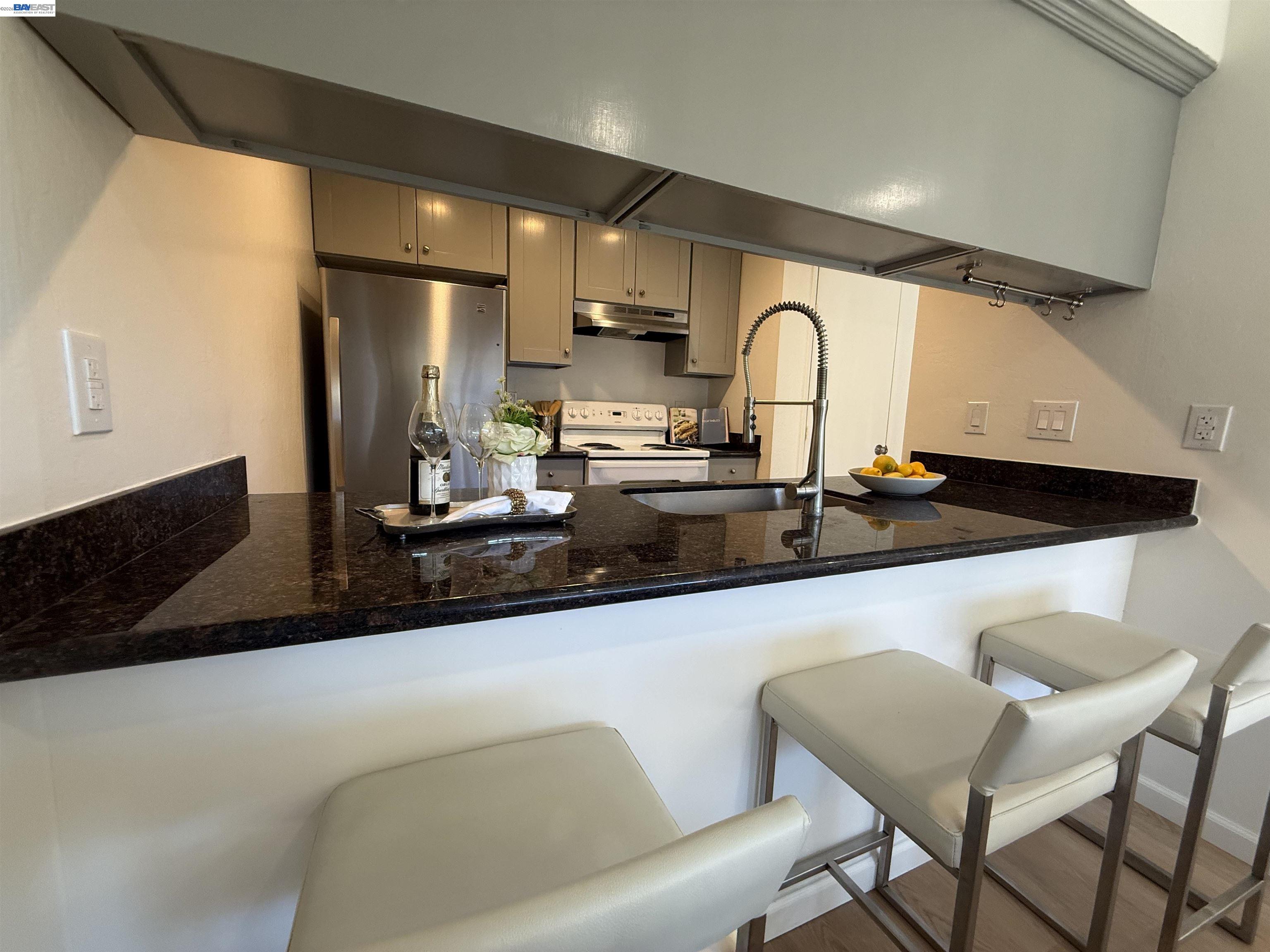 Photo #9: 41126233 Listing: Photo #9