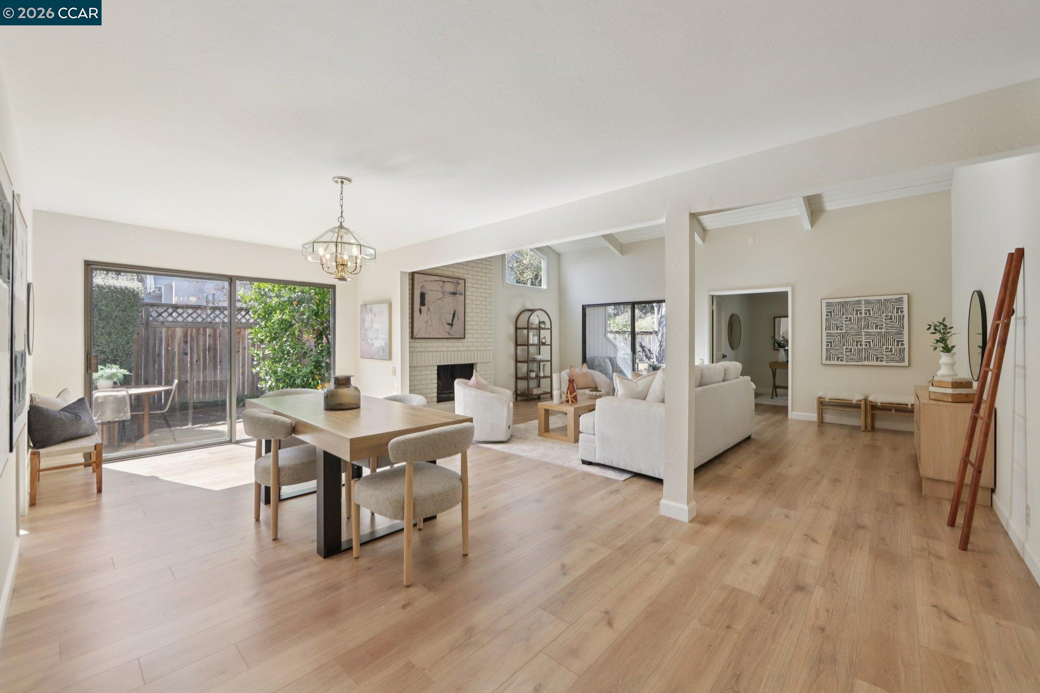 Photo #11: 41126236 Listing: Photo #11