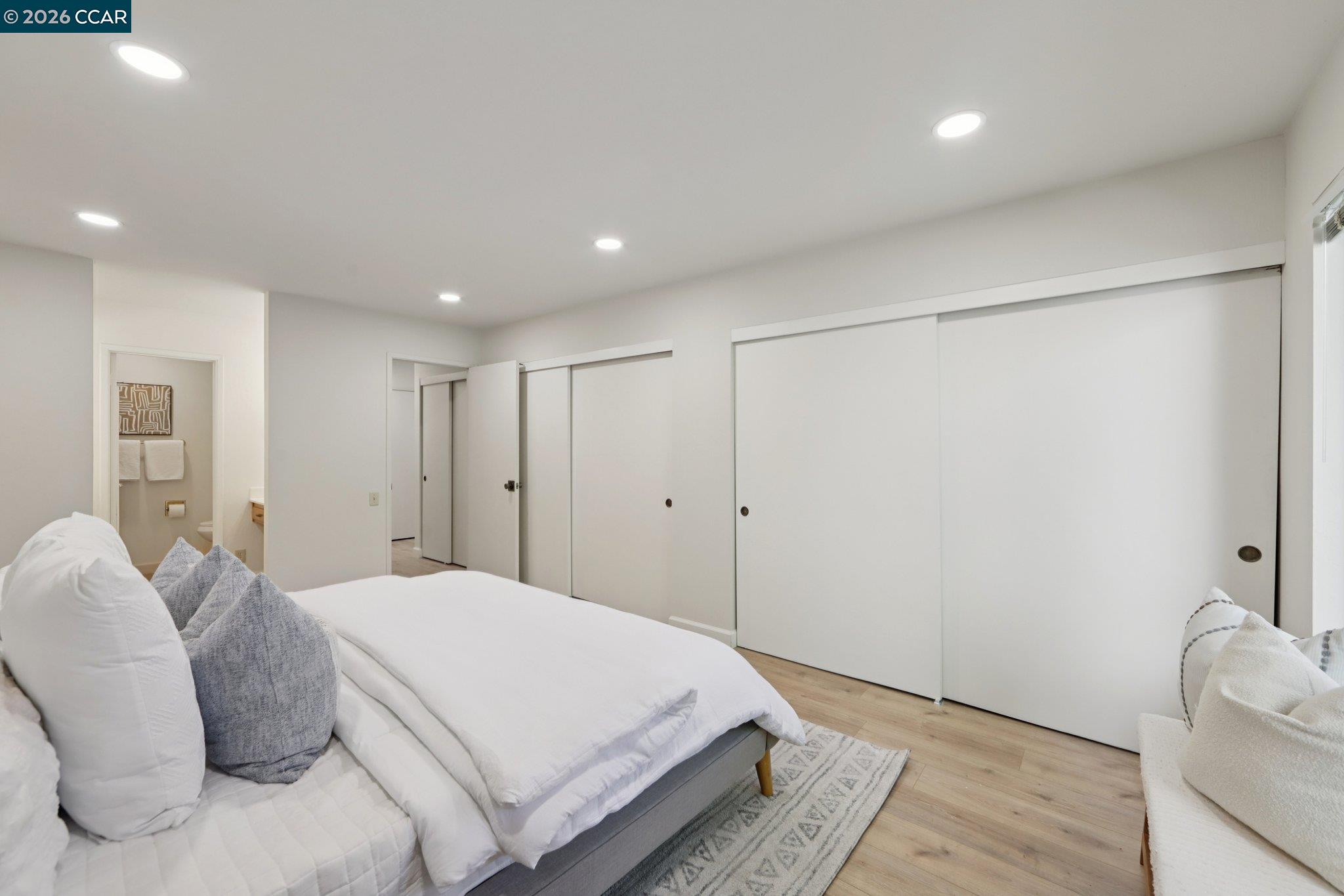 Photo #22: 41126236 Listing: Photo #22