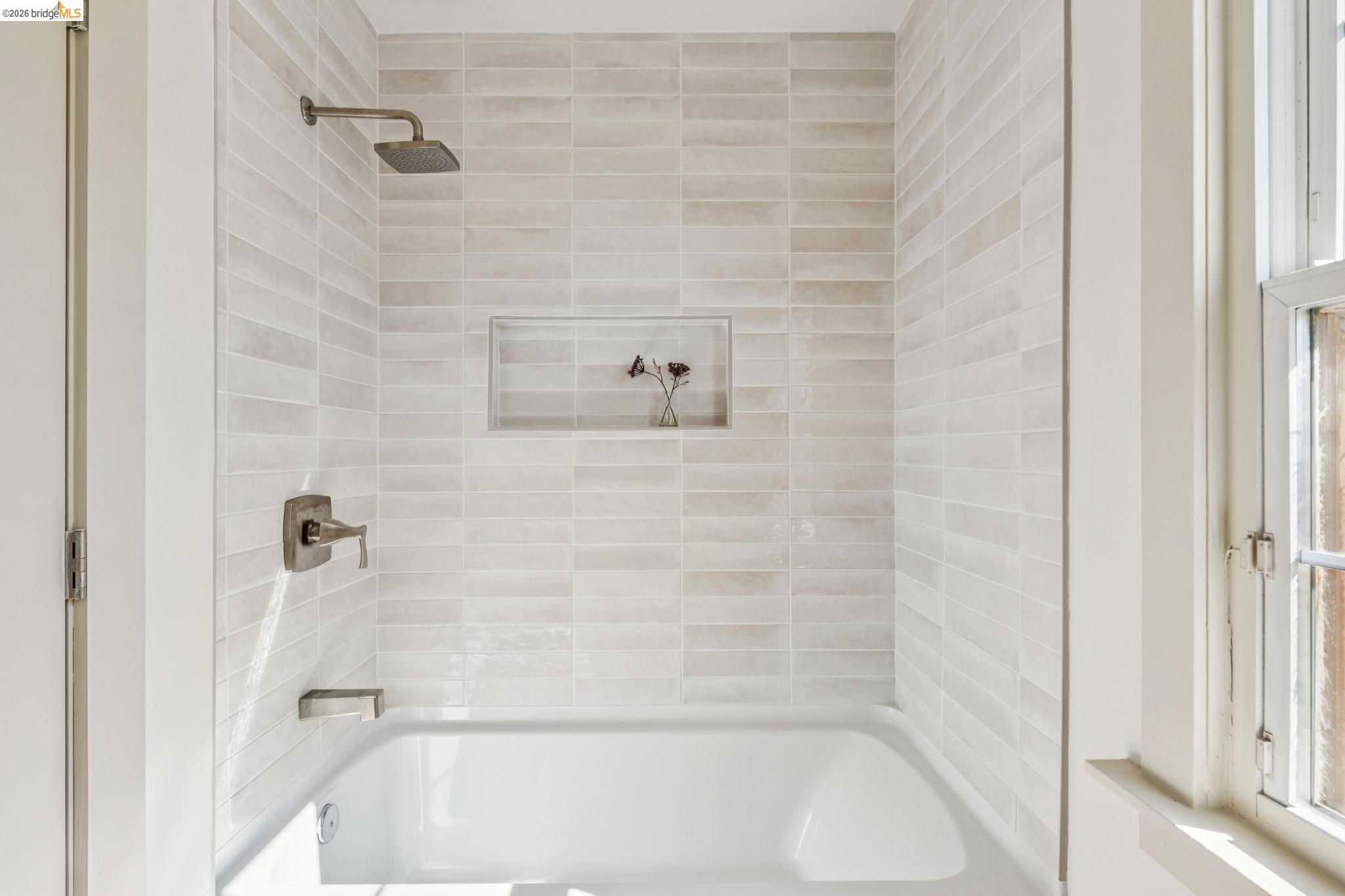 Detail Gallery Image 22 of 32 For 2833 Morgan Avenue, Oakland,  CA 94602 - 3 Beds | 2 Baths