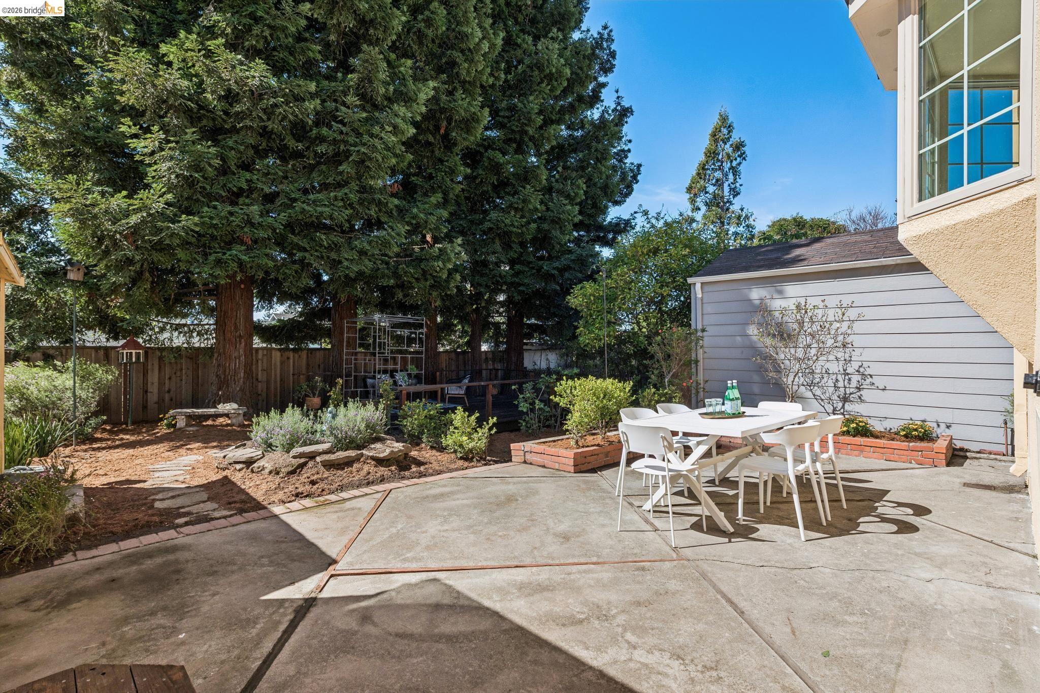 Detail Gallery Image 24 of 32 For 2833 Morgan Avenue, Oakland,  CA 94602 - 3 Beds | 2 Baths