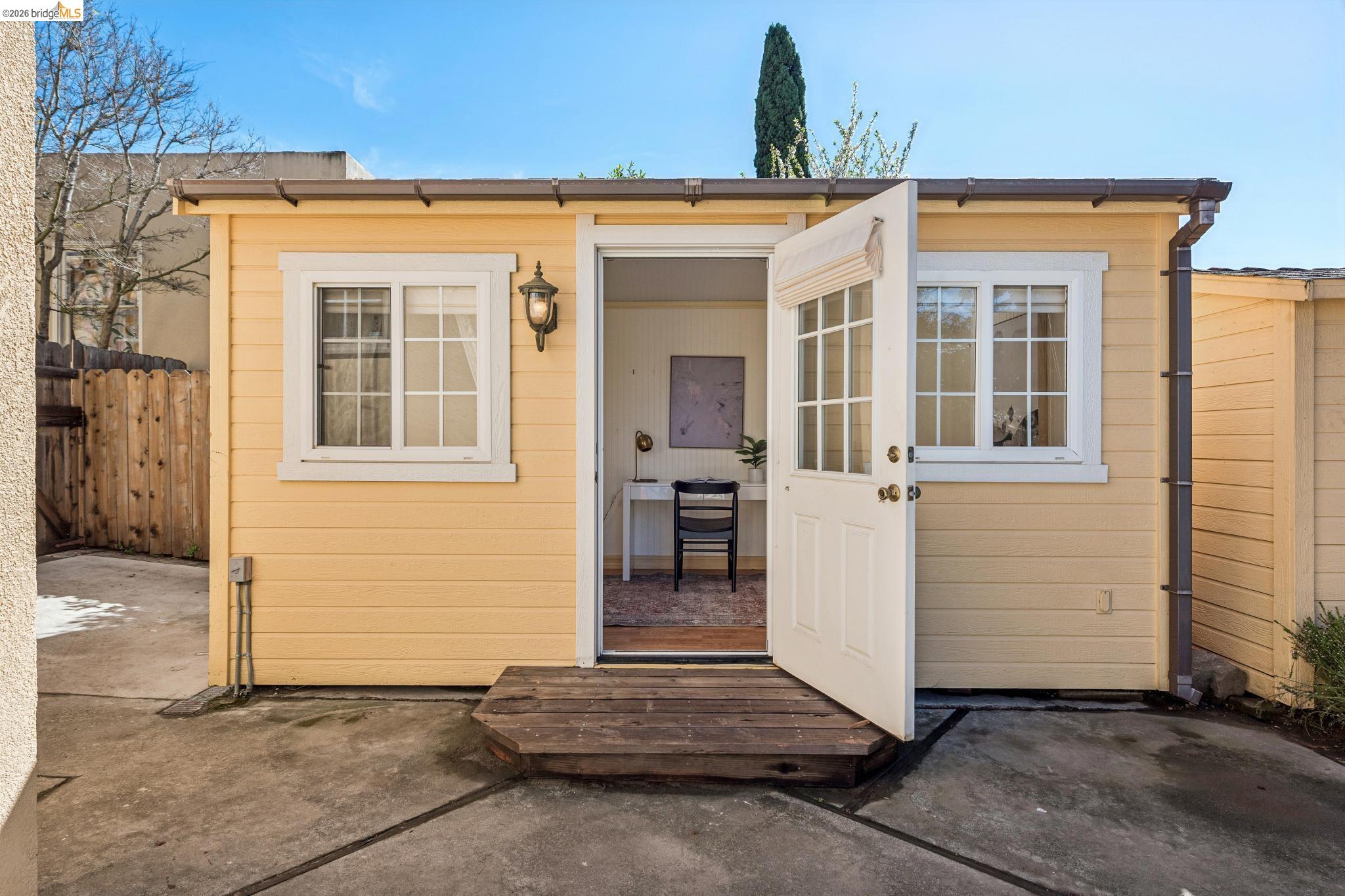 Detail Gallery Image 30 of 32 For 2833 Morgan Avenue, Oakland,  CA 94602 - 3 Beds | 2 Baths