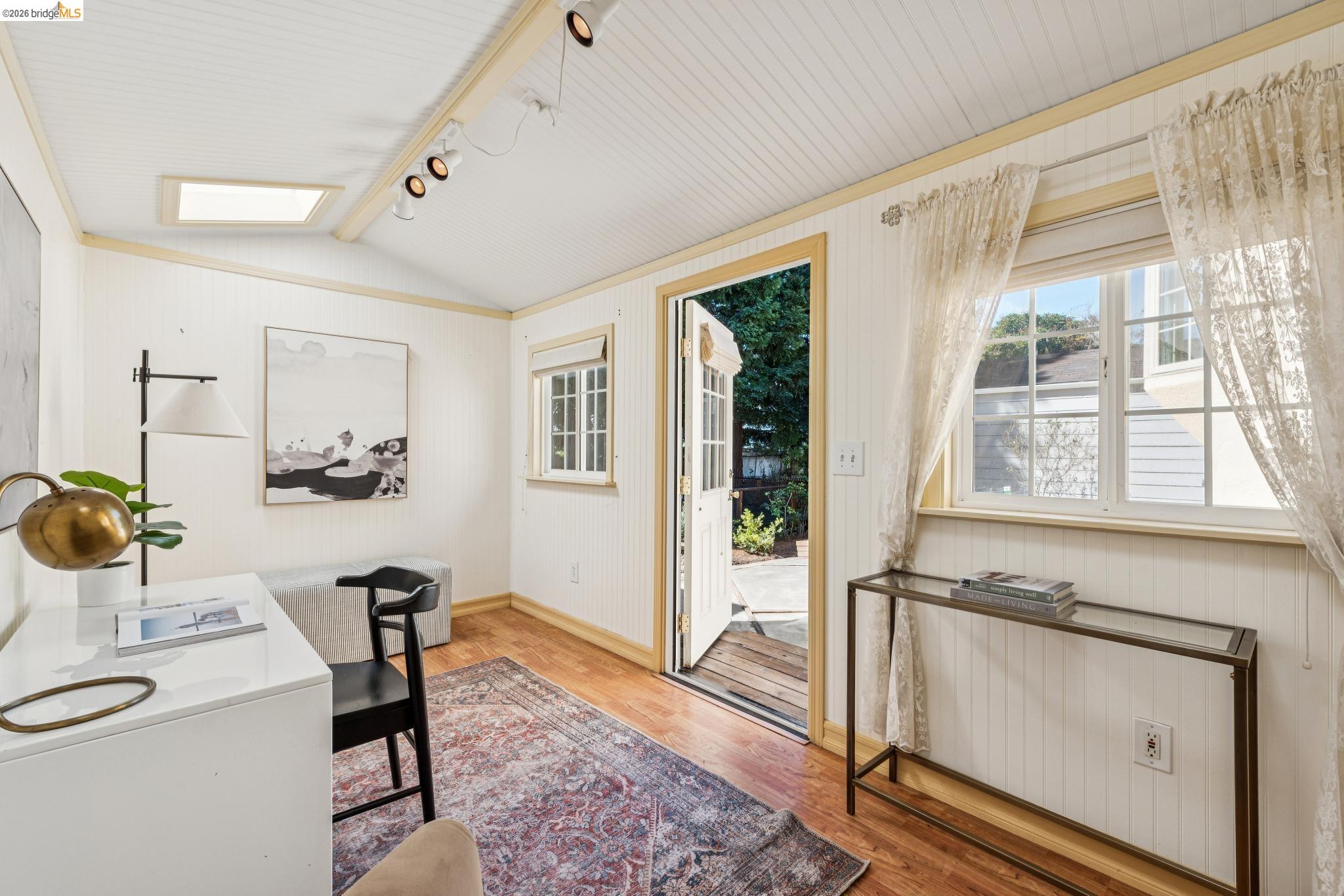 Detail Gallery Image 32 of 32 For 2833 Morgan Avenue, Oakland,  CA 94602 - 3 Beds | 2 Baths