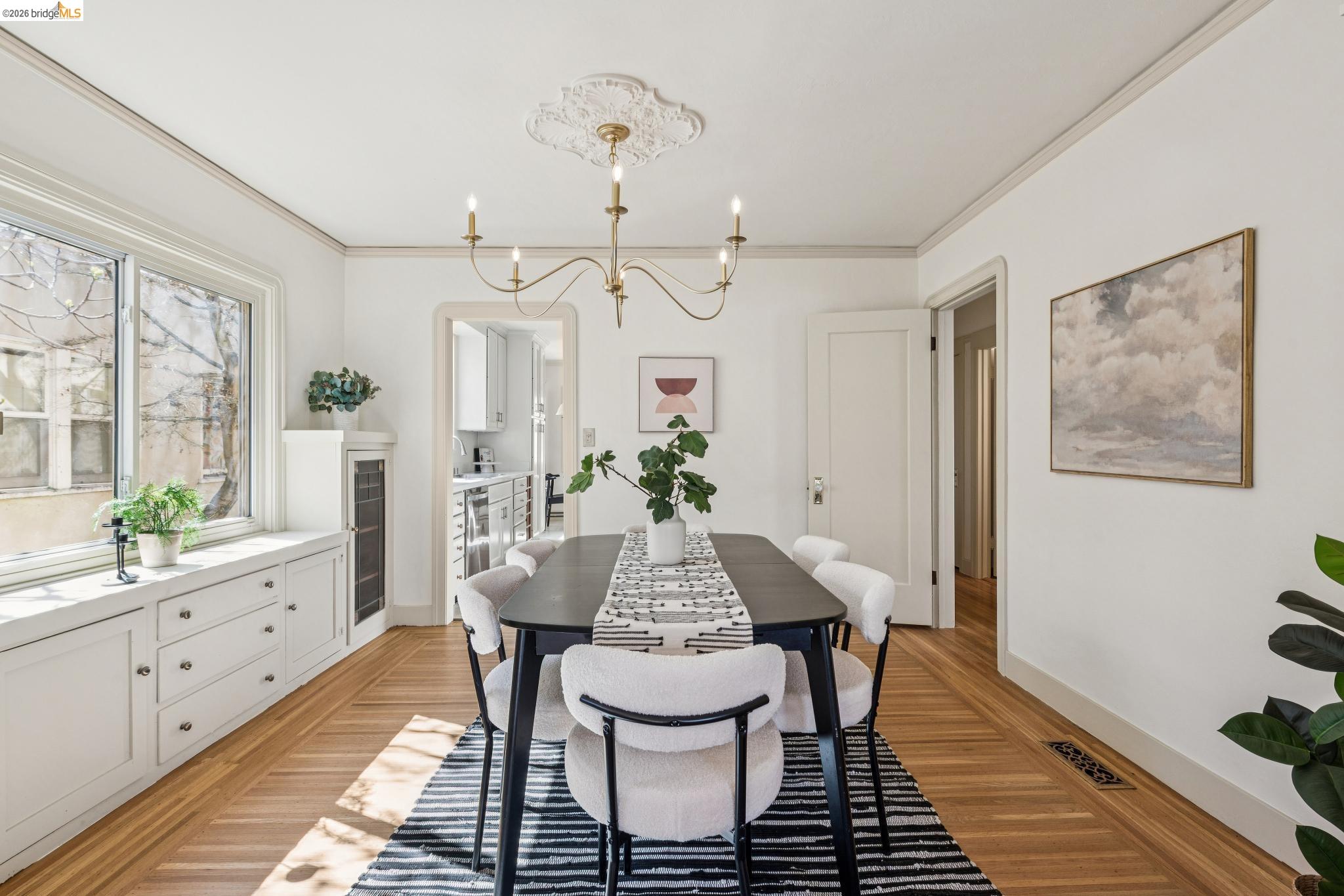 Detail Gallery Image 7 of 32 For 2833 Morgan Avenue, Oakland,  CA 94602 - 3 Beds | 2 Baths