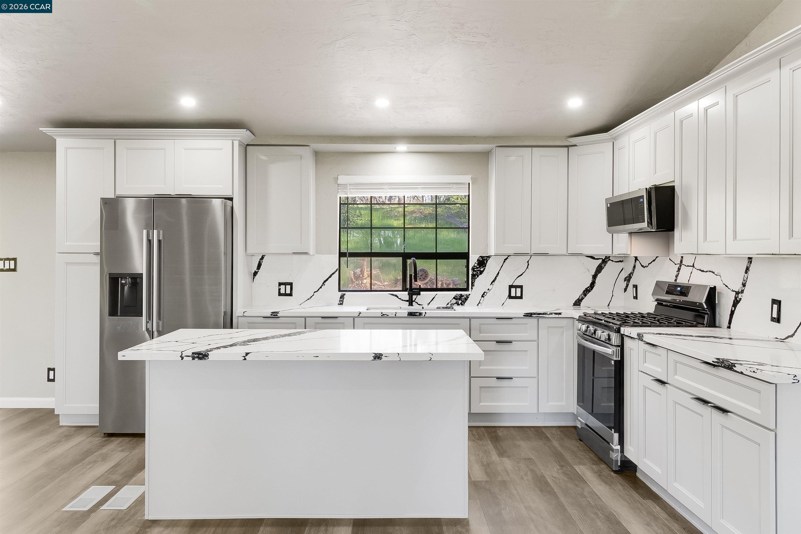 Detail Gallery Image 13 of 56 For 125 Sam Lynn Way, Oroville,  CA 95966 - 3 Beds | 2 Baths