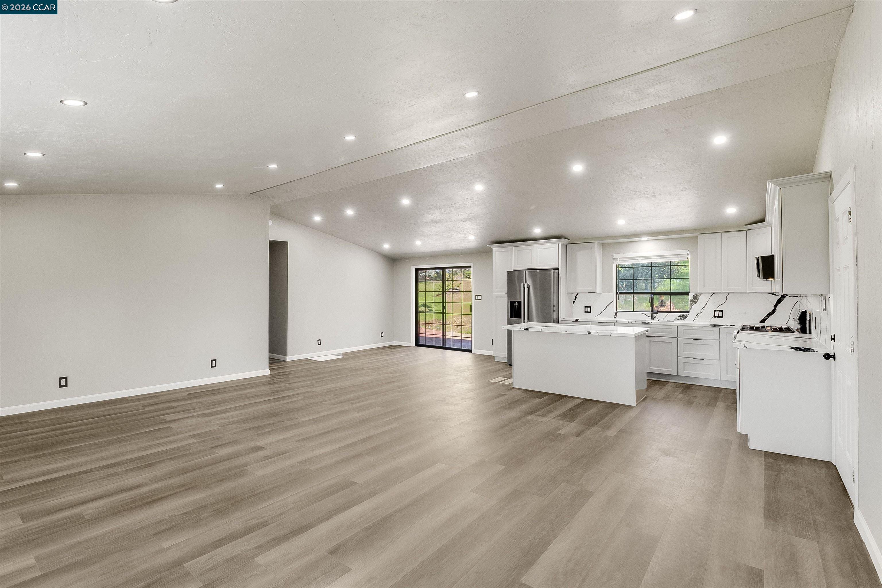 Detail Gallery Image 13 of 56 For 125 Sam Lynn Way, Oroville,  CA 95966 - 3 Beds | 2 Baths