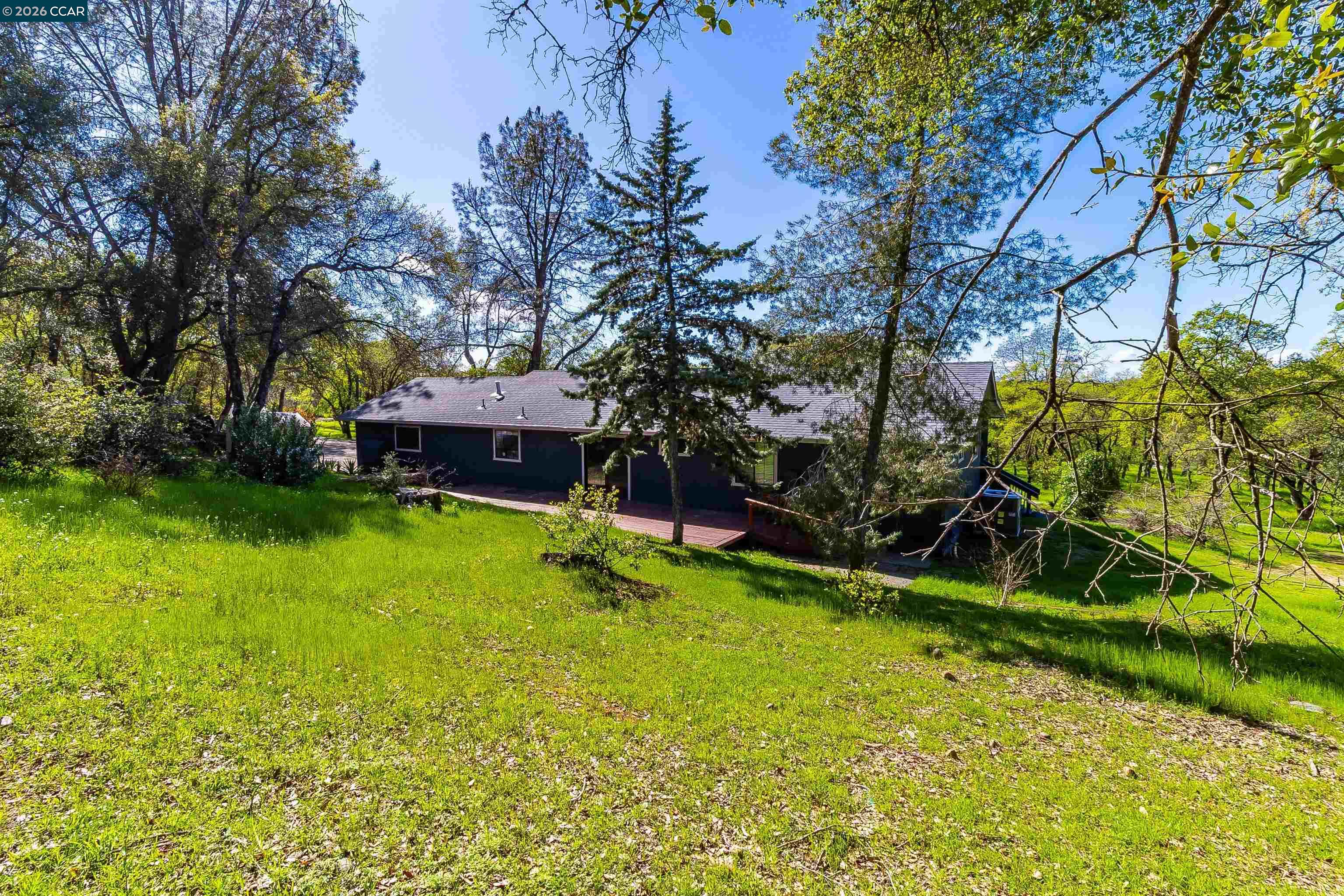 Detail Gallery Image 8 of 56 For 125 Sam Lynn Way, Oroville,  CA 95966 - 3 Beds | 2 Baths