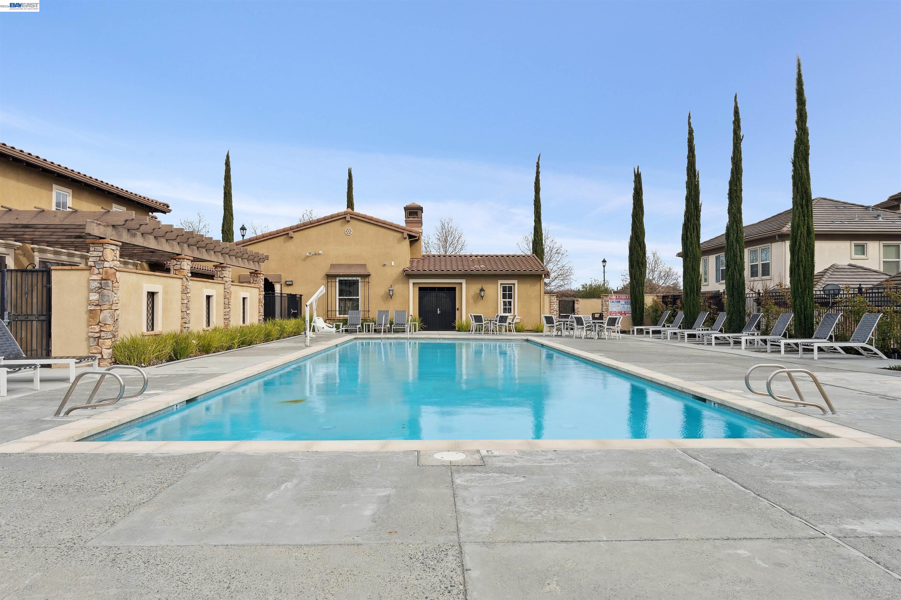 Detail Gallery Image 42 of 46 For 4431 Duccio Pl, Dublin,  CA 94568 - 4 Beds | 3/1 Baths