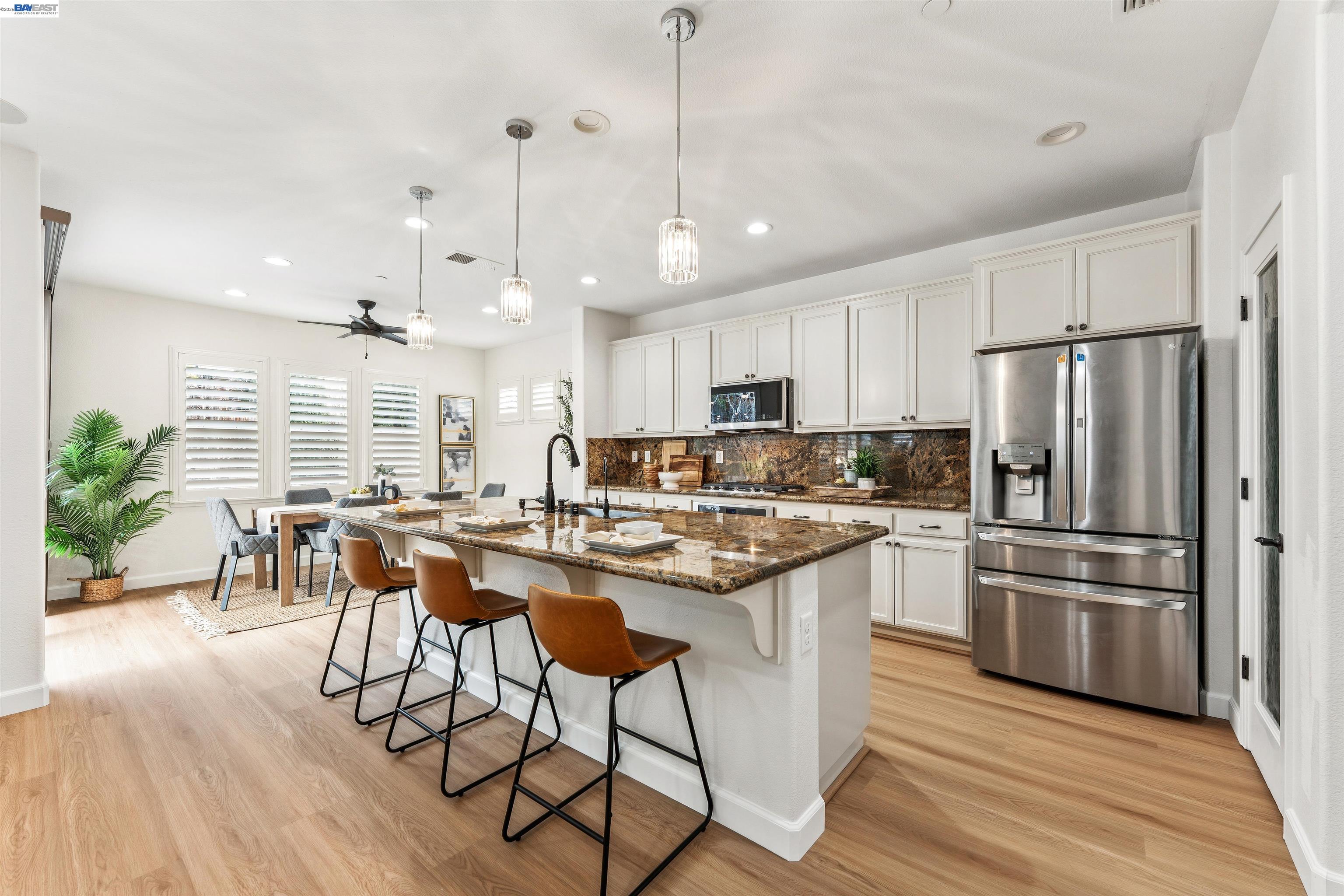 Detail Gallery Image 10 of 46 For 4431 Duccio Pl, Dublin,  CA 94568 - 4 Beds | 3/1 Baths