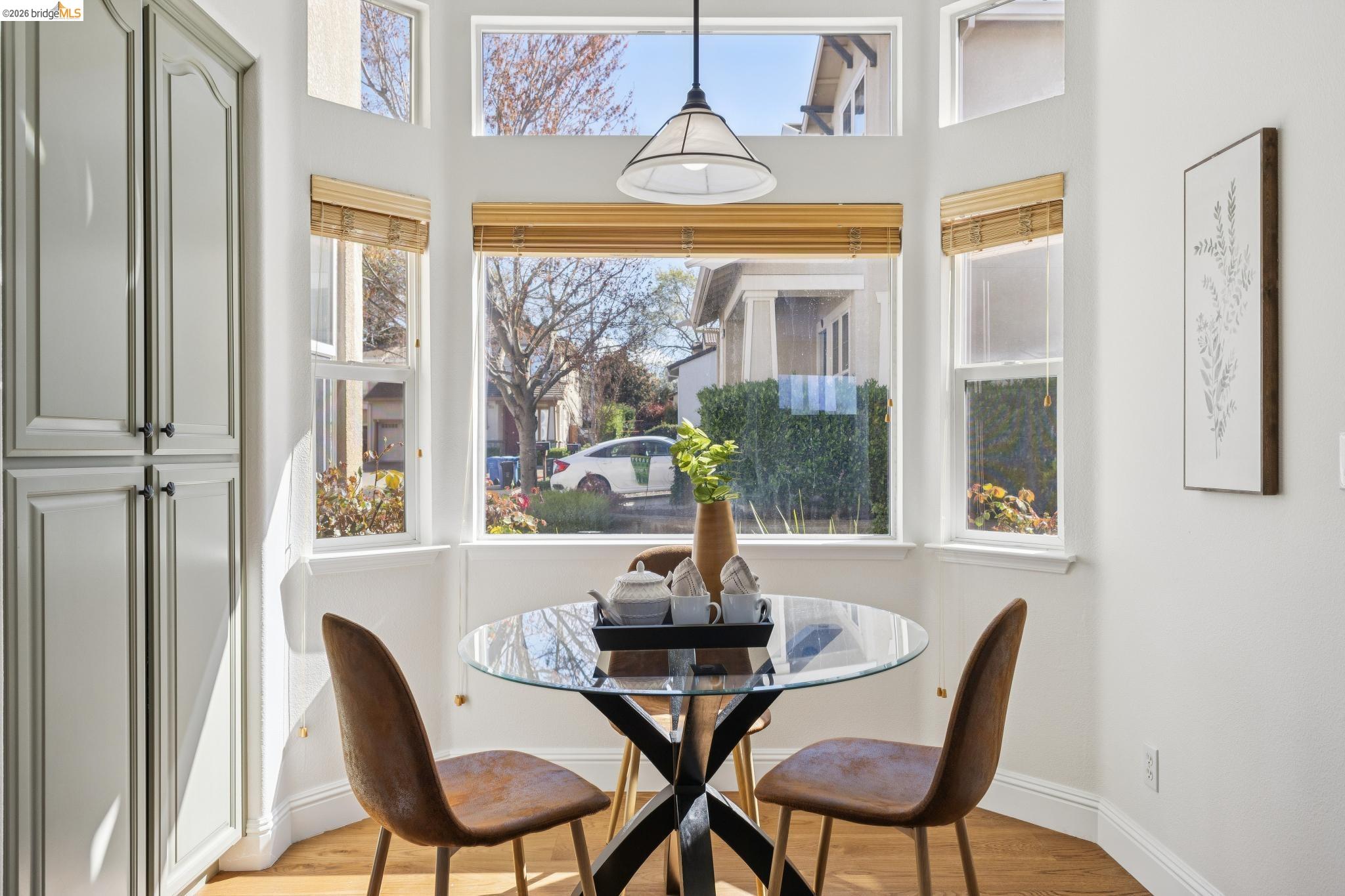 Detail Gallery Image 14 of 49 For 548 Gabriel Ct, Walnut Creek,  CA 94597 - 4 Beds | 2/1 Baths