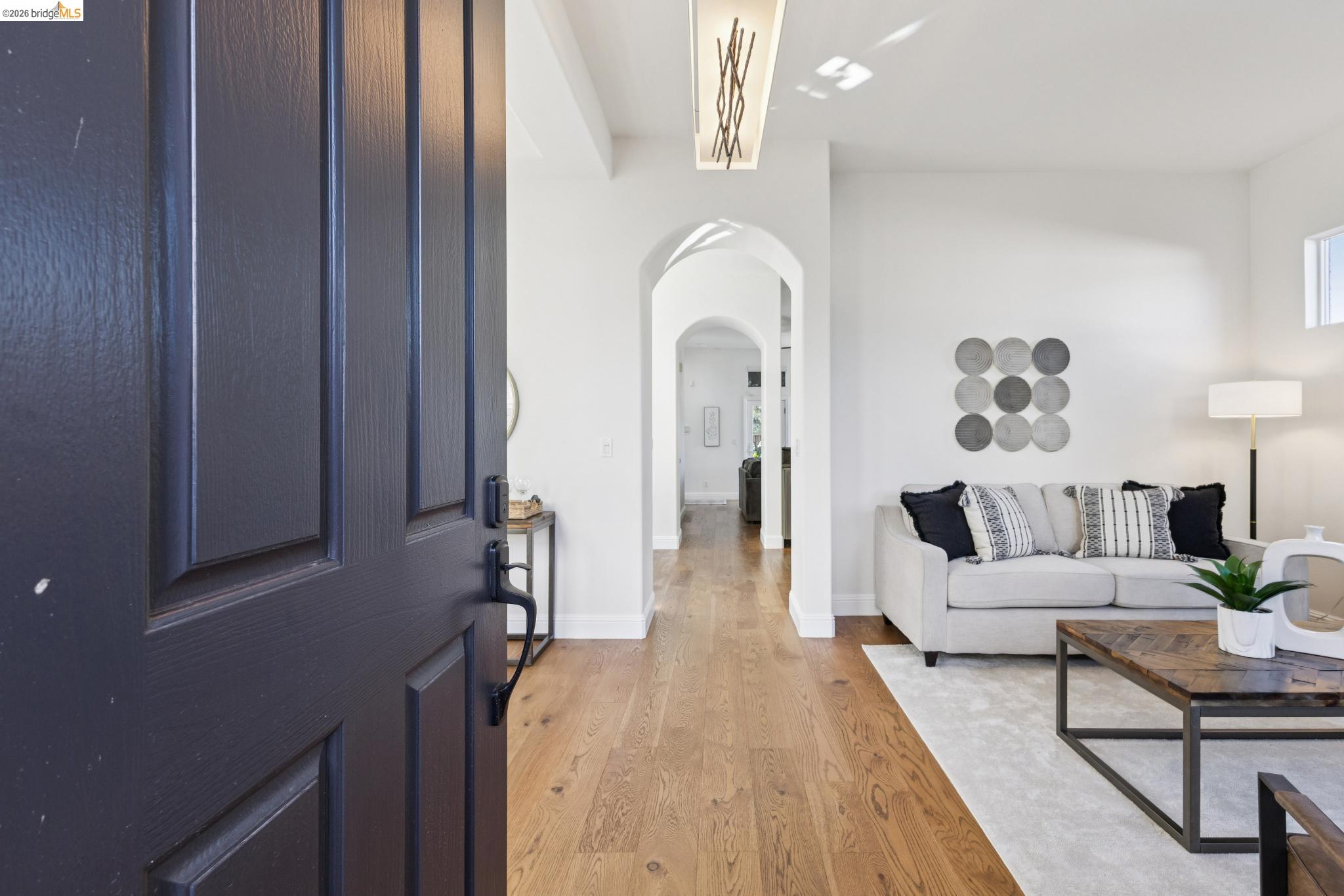 Detail Gallery Image 4 of 49 For 548 Gabriel Ct, Walnut Creek,  CA 94597 - 4 Beds | 2/1 Baths