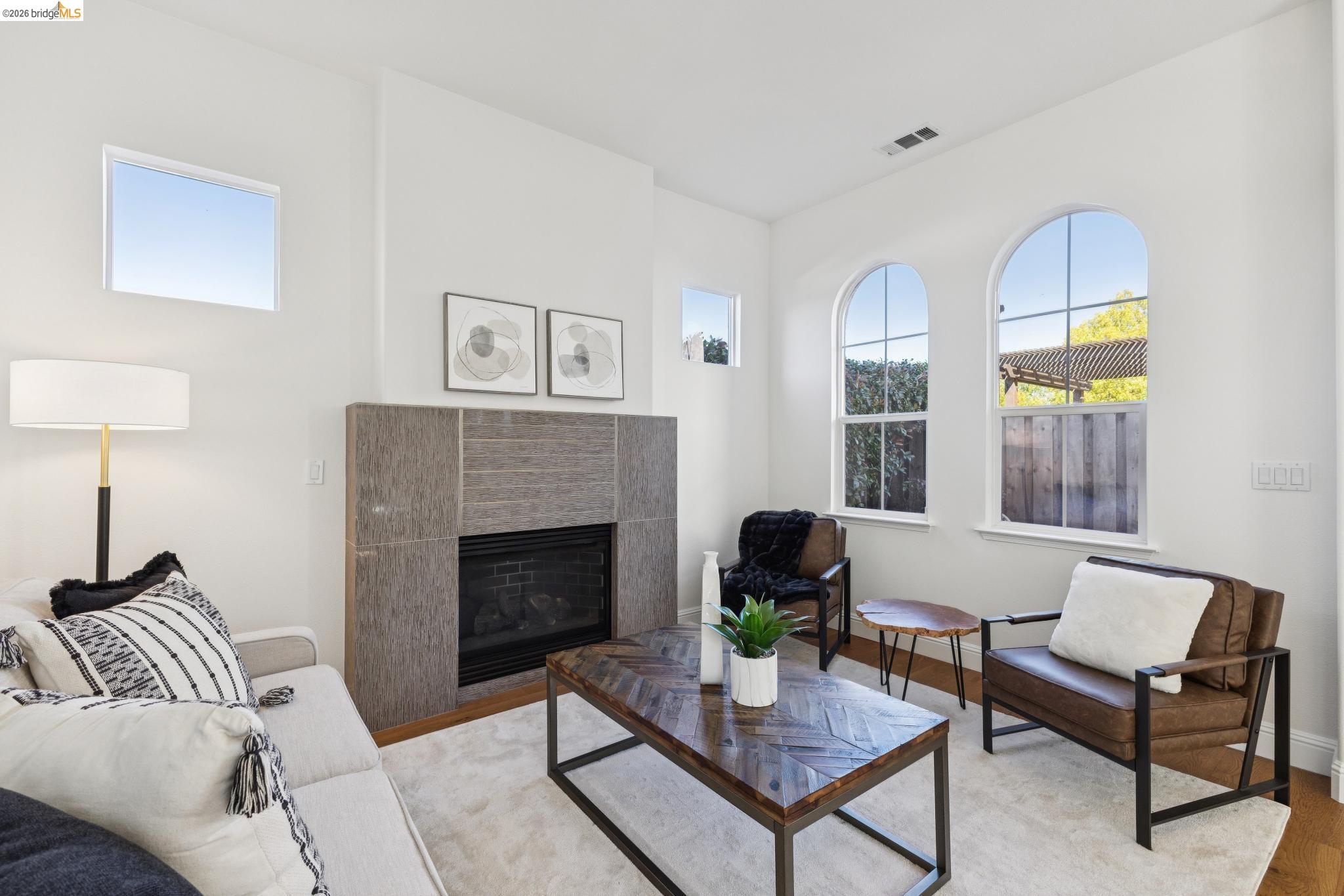 Detail Gallery Image 5 of 49 For 548 Gabriel Ct, Walnut Creek,  CA 94597 - 4 Beds | 2/1 Baths