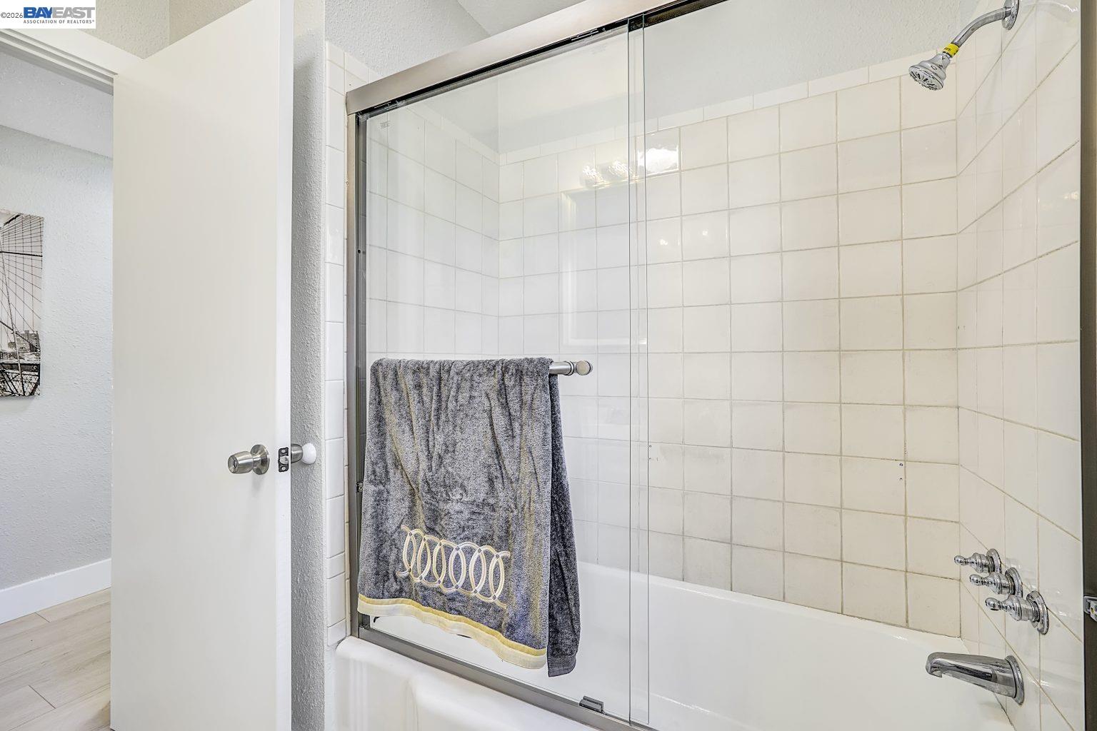 Detail Gallery Image 24 of 56 For 2834 Abbey St, Oakland,  CA 94619 - 4 Beds | 3/1 Baths