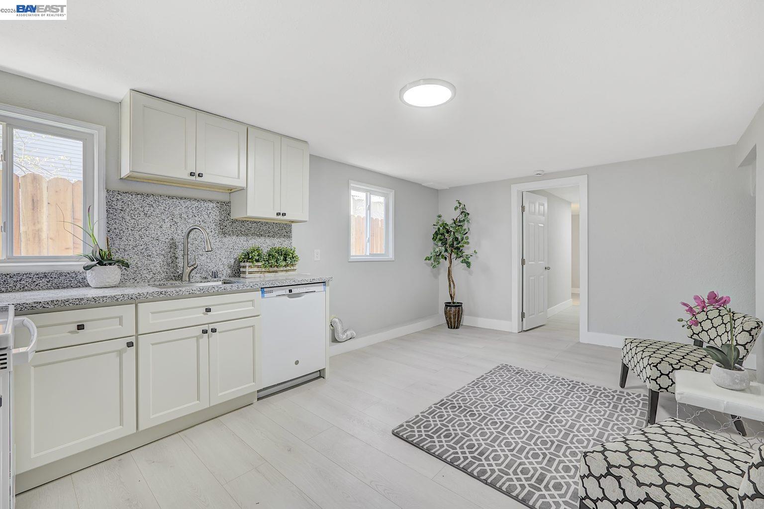 Detail Gallery Image 26 of 56 For 2834 Abbey St, Oakland,  CA 94619 - 4 Beds | 3/1 Baths