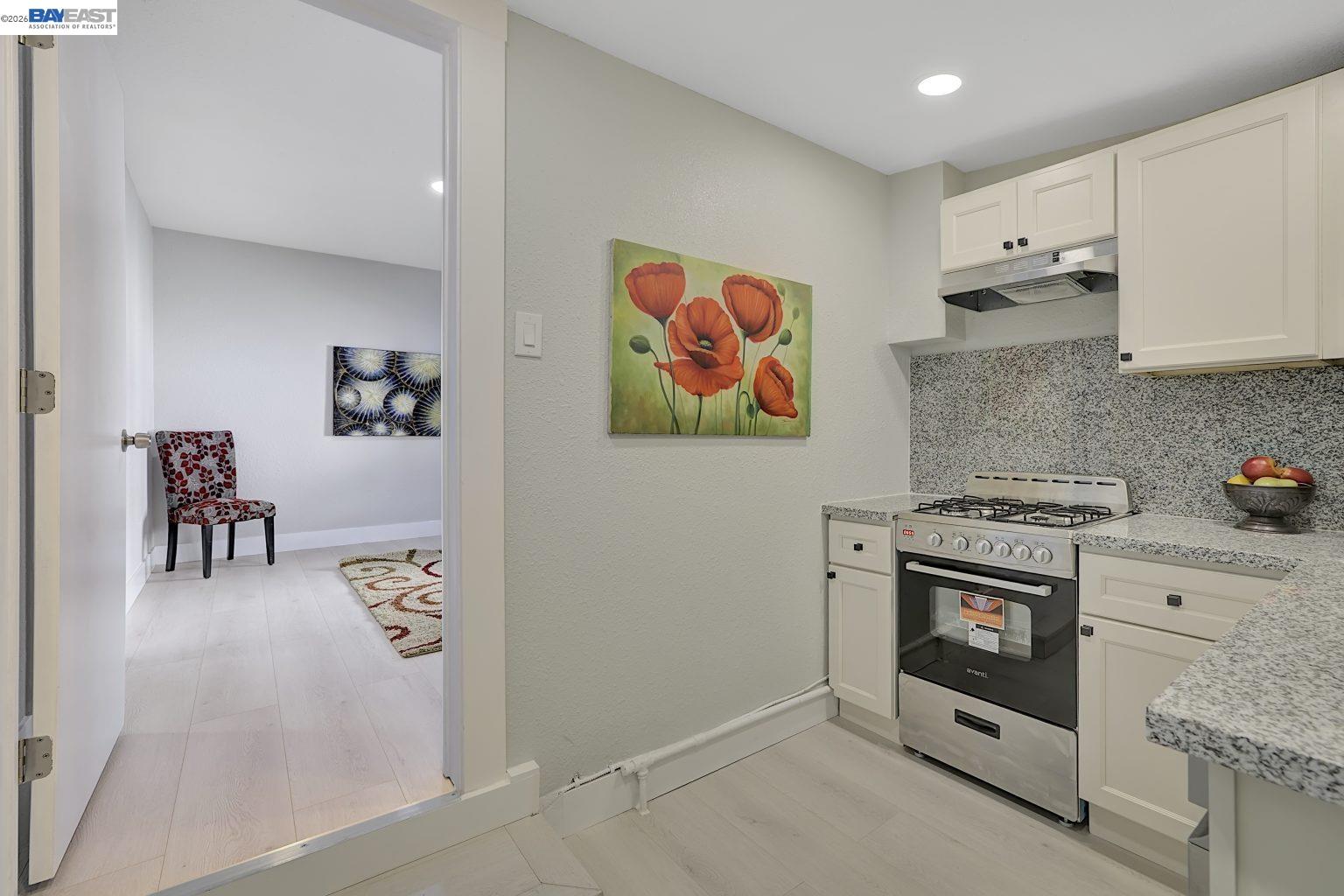 Detail Gallery Image 37 of 56 For 2834 Abbey St, Oakland,  CA 94619 - 4 Beds | 3/1 Baths