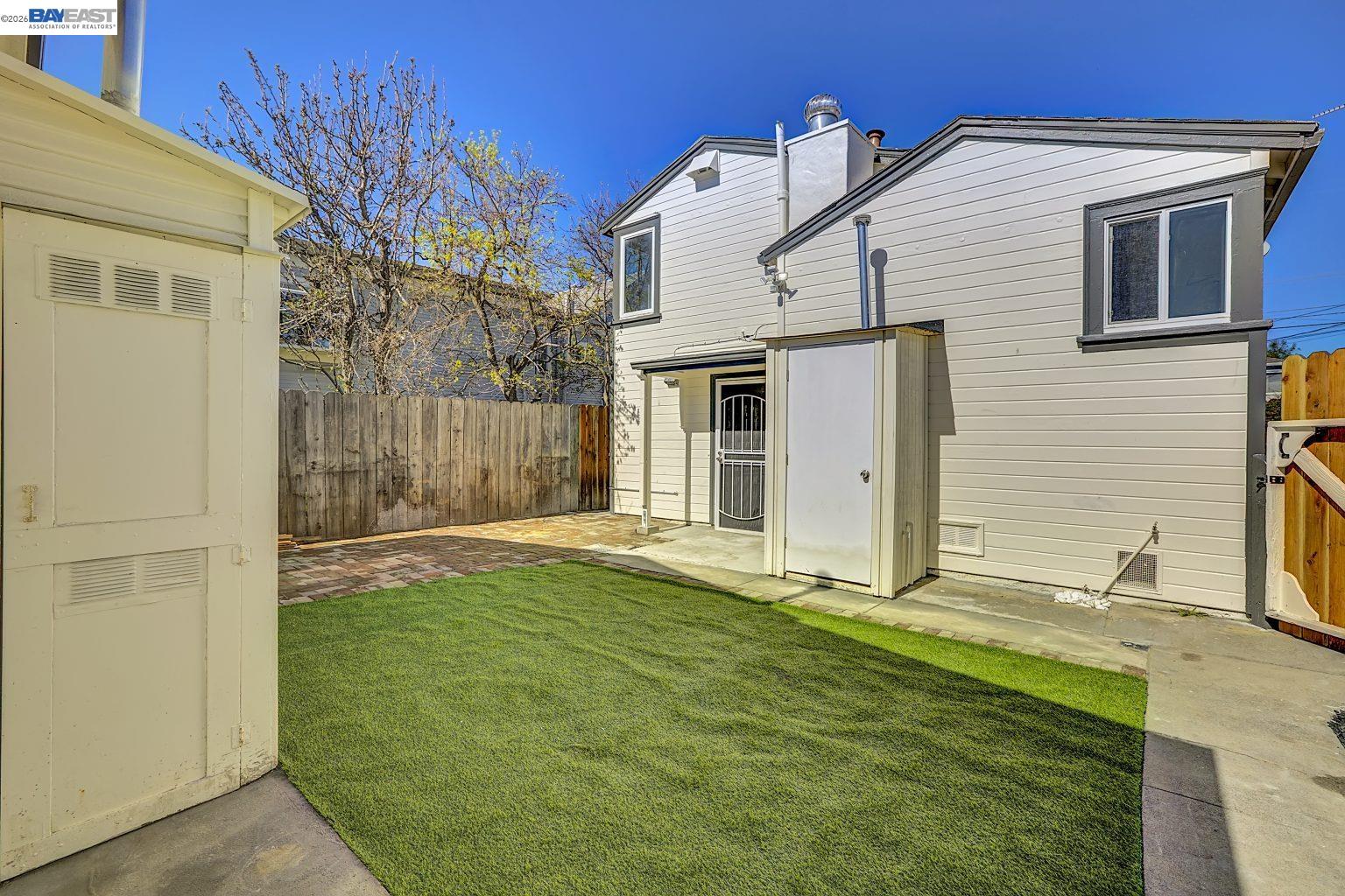 Detail Gallery Image 48 of 56 For 2834 Abbey St, Oakland,  CA 94619 - 4 Beds | 3/1 Baths