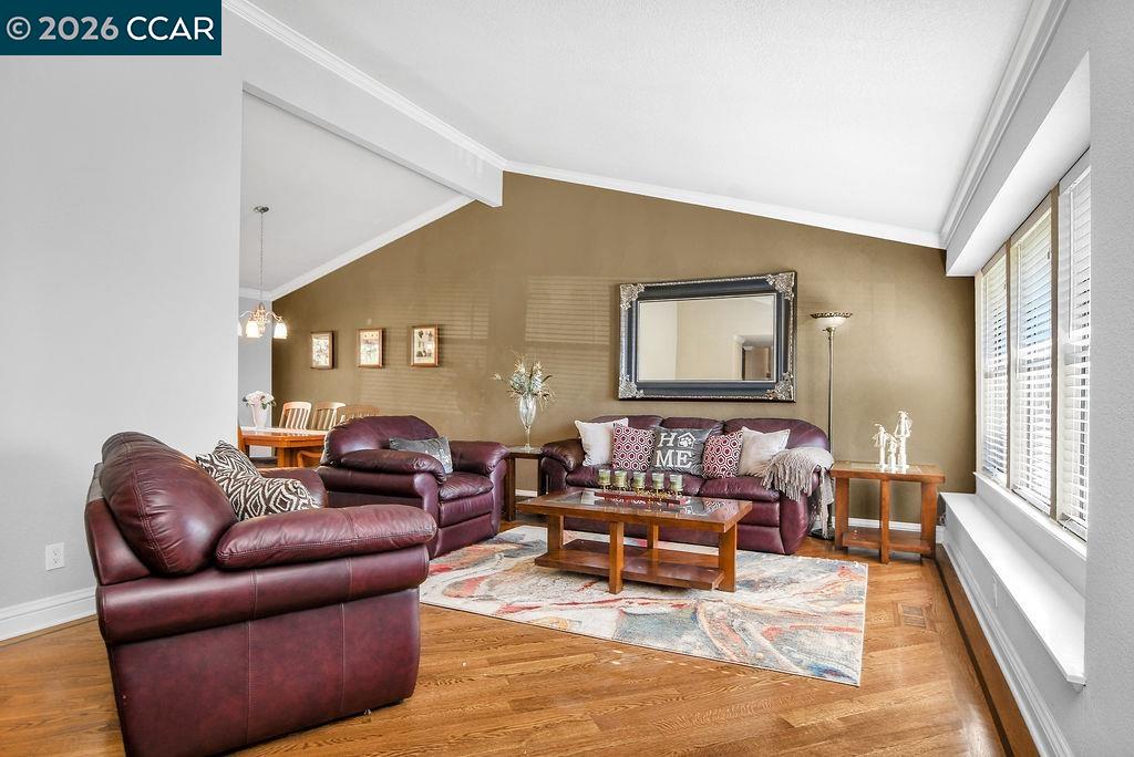 Detail Gallery Image 3 of 37 For 1512 Mellissa Ct, Antioch,  CA 94509 - 3 Beds | 2/1 Baths