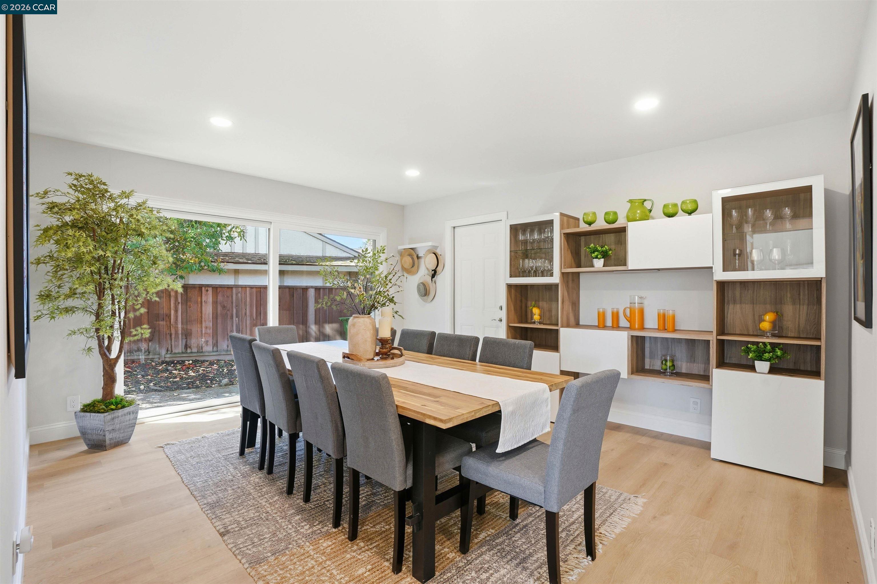 Detail Gallery Image 17 of 45 For 930 Pinto Ct, Walnut Creek,  CA 94596 - 4 Beds | 2/1 Baths