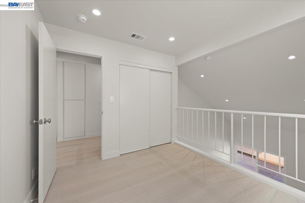 Detail Gallery Image 19 of 26 For 5395 Twilight Cmn, Fremont,  CA 94555 - 4 Beds | 2/1 Baths