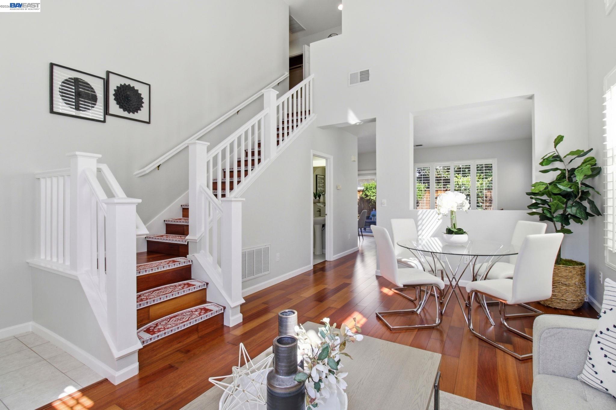 Detail Gallery Image 5 of 35 For 672 Greylyn Dr, San Ramon,  CA 94583 - 3 Beds | 2/1 Baths