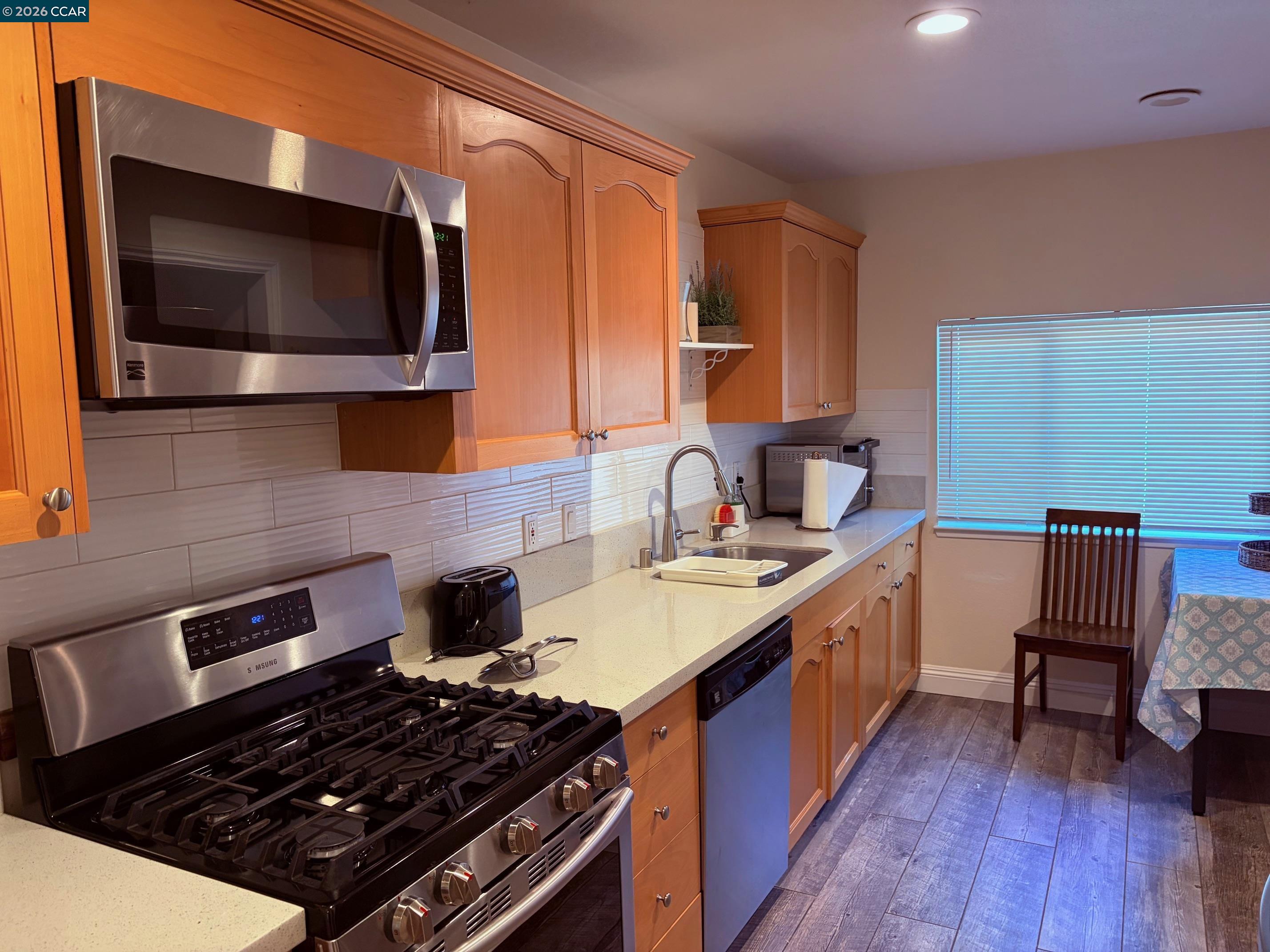 Detail Gallery Image 12 of 27 For 143 Pulido Rd, Danville,  CA 94526 - 4 Beds | 2 Baths