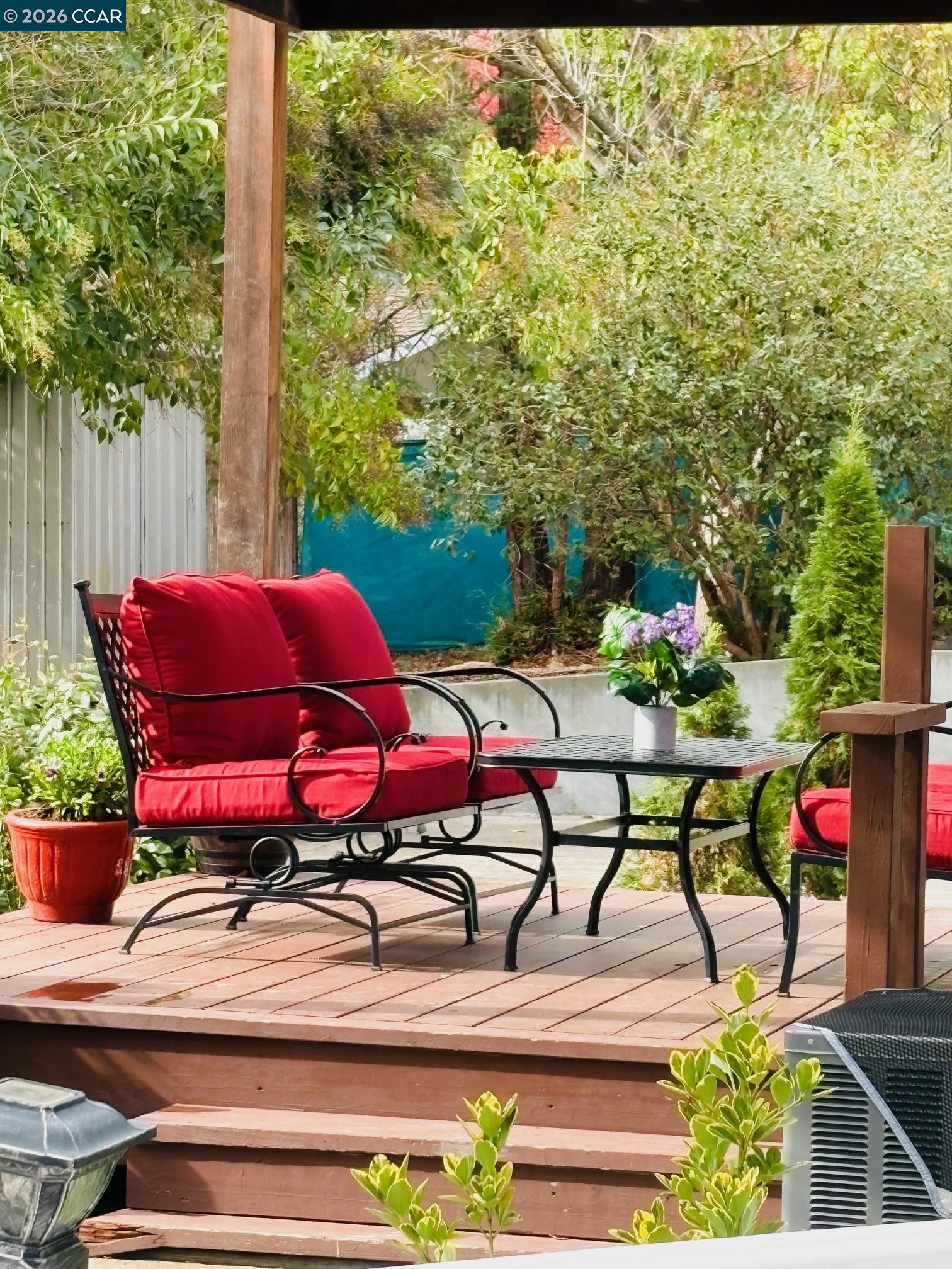 Detail Gallery Image 24 of 27 For 143 Pulido Rd, Danville,  CA 94526 - 4 Beds | 2 Baths