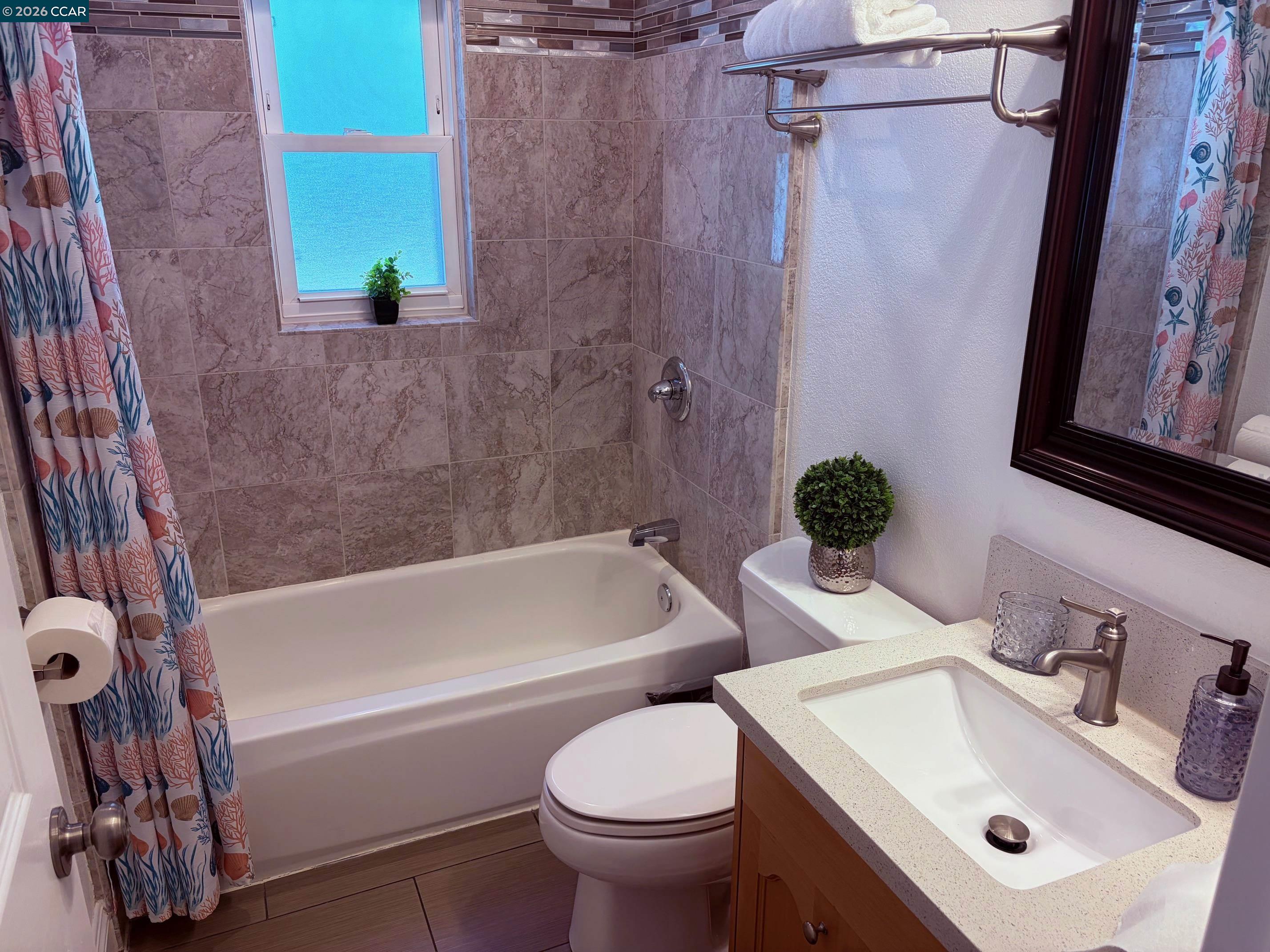 Detail Gallery Image 8 of 27 For 143 Pulido Rd, Danville,  CA 94526 - 4 Beds | 2 Baths