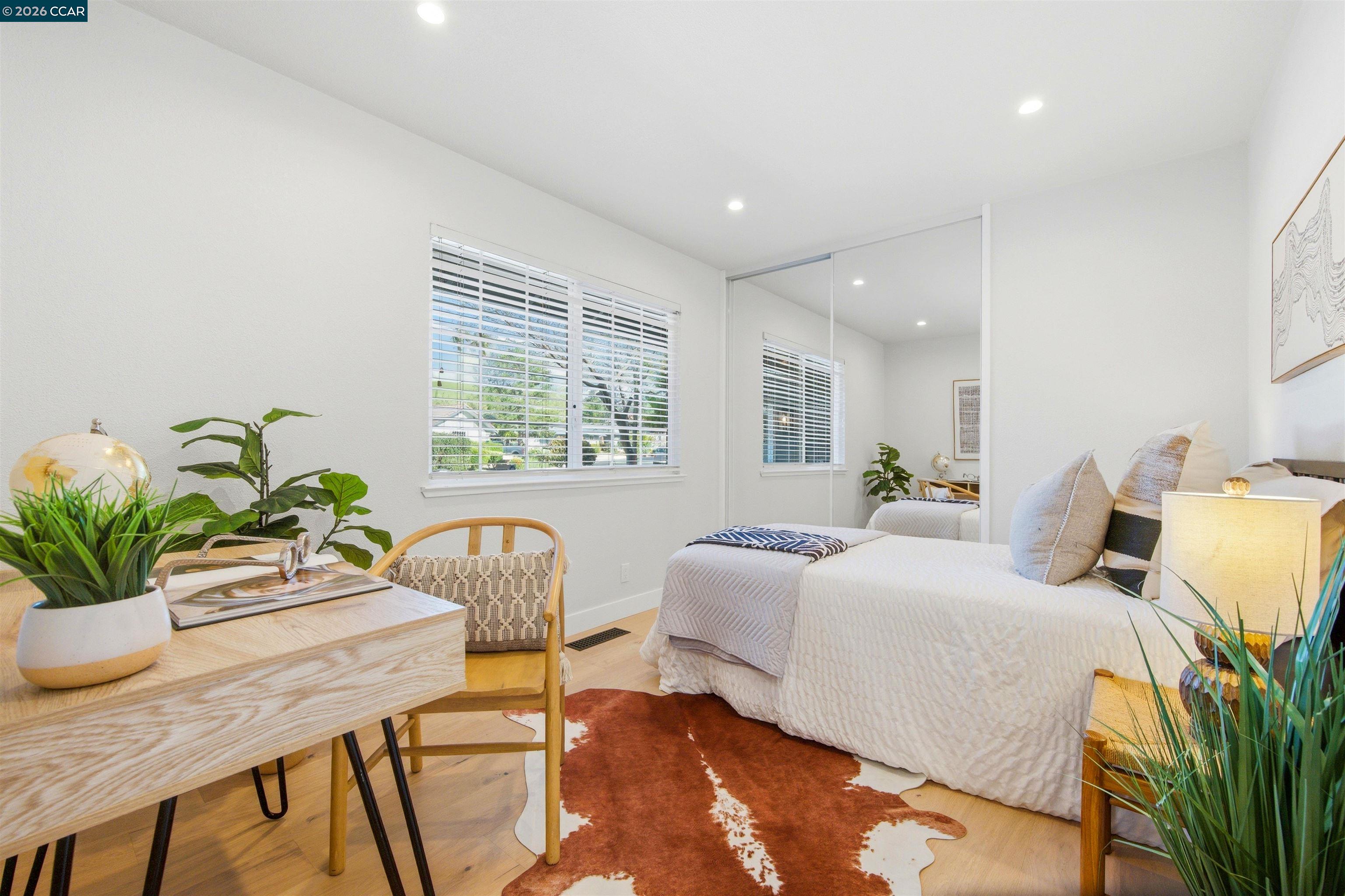 Detail Gallery Image 20 of 45 For 1911 Meredith Ct, Concord,  CA 94521 - 3 Beds | 2 Baths