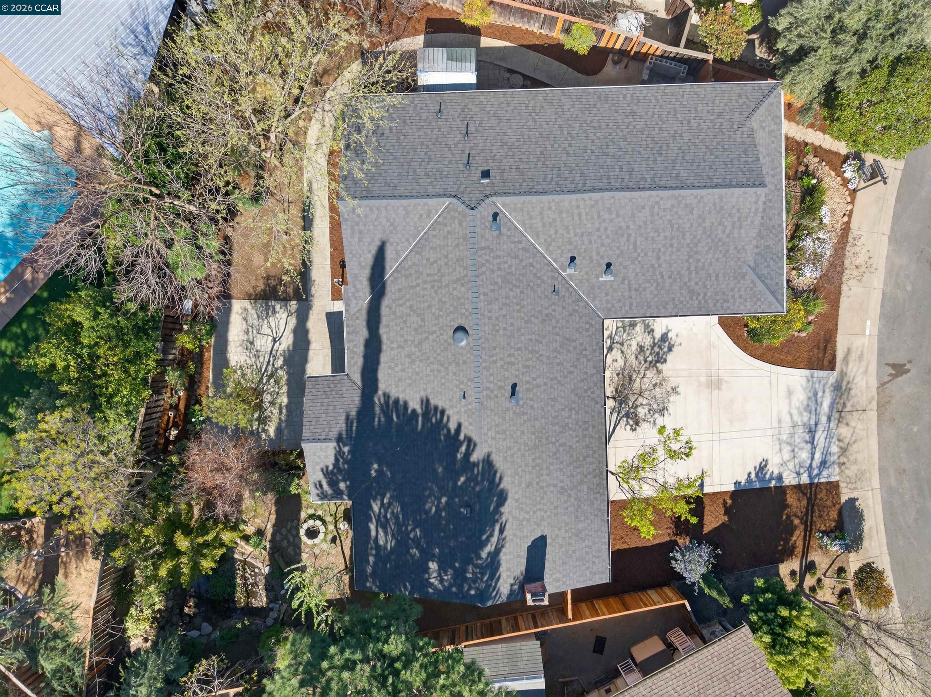 Detail Gallery Image 45 of 45 For 1911 Meredith Ct, Concord,  CA 94521 - 3 Beds | 2 Baths