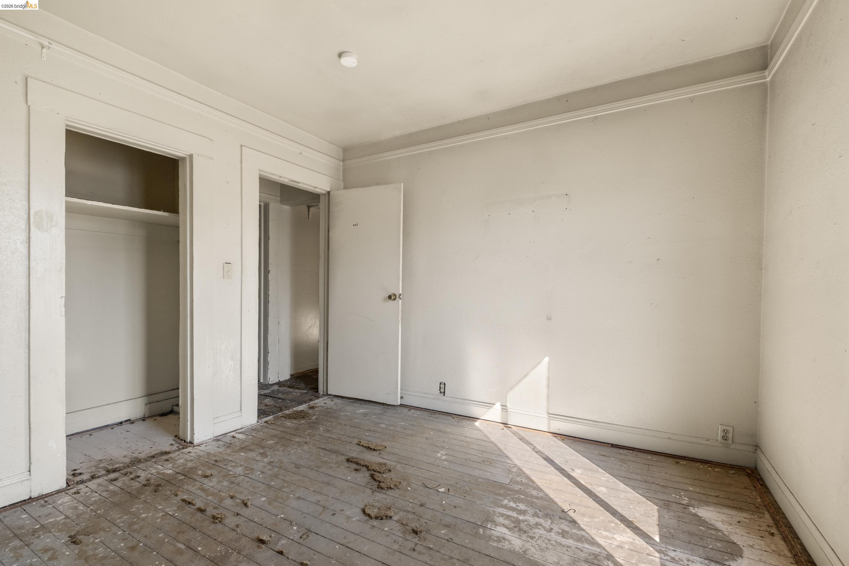 Detail Gallery Image 11 of 35 For 464 42nd St, Oakland,  CA 94609 - – Beds | – Baths