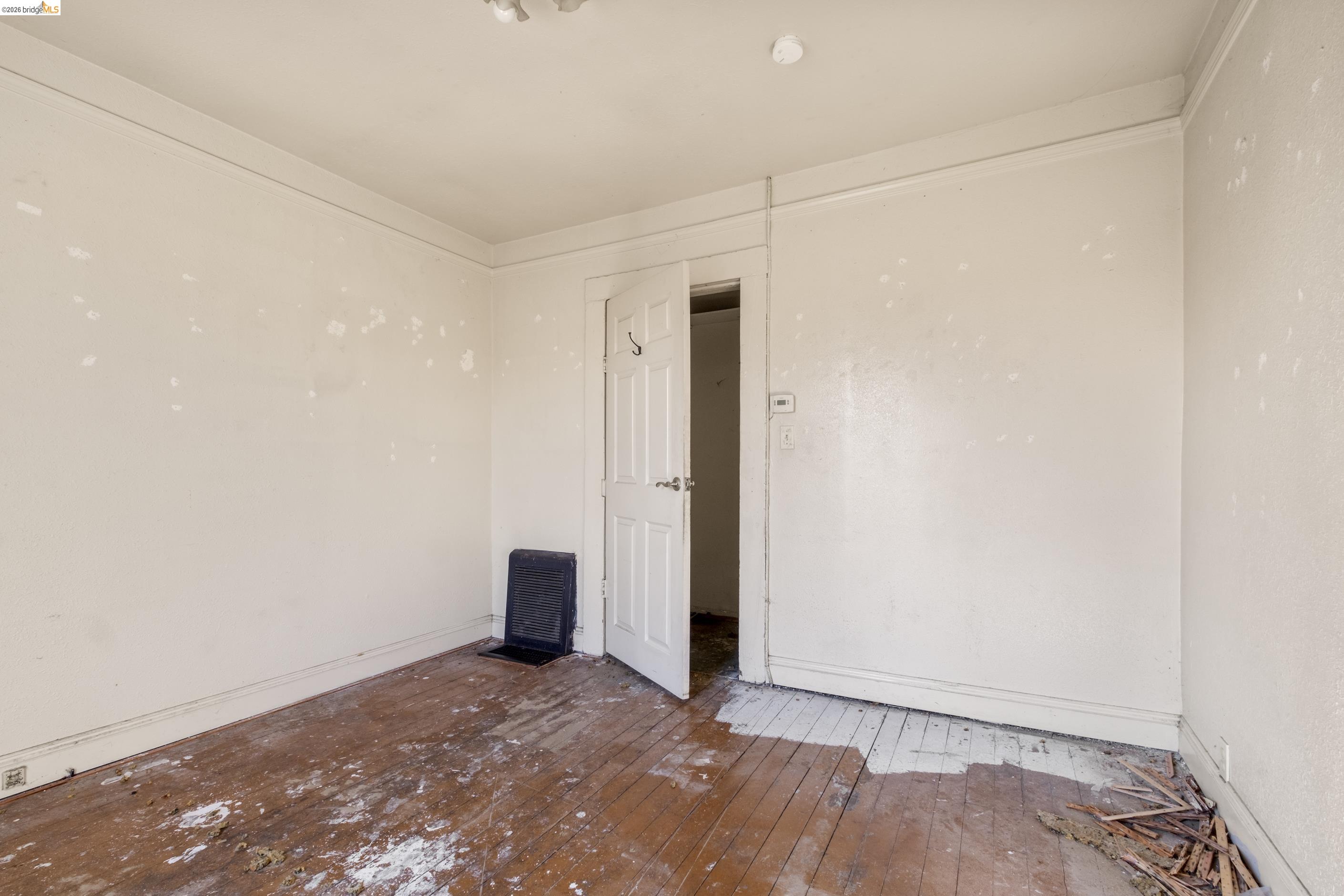 Detail Gallery Image 7 of 35 For 464 42nd St, Oakland,  CA 94609 - – Beds | – Baths