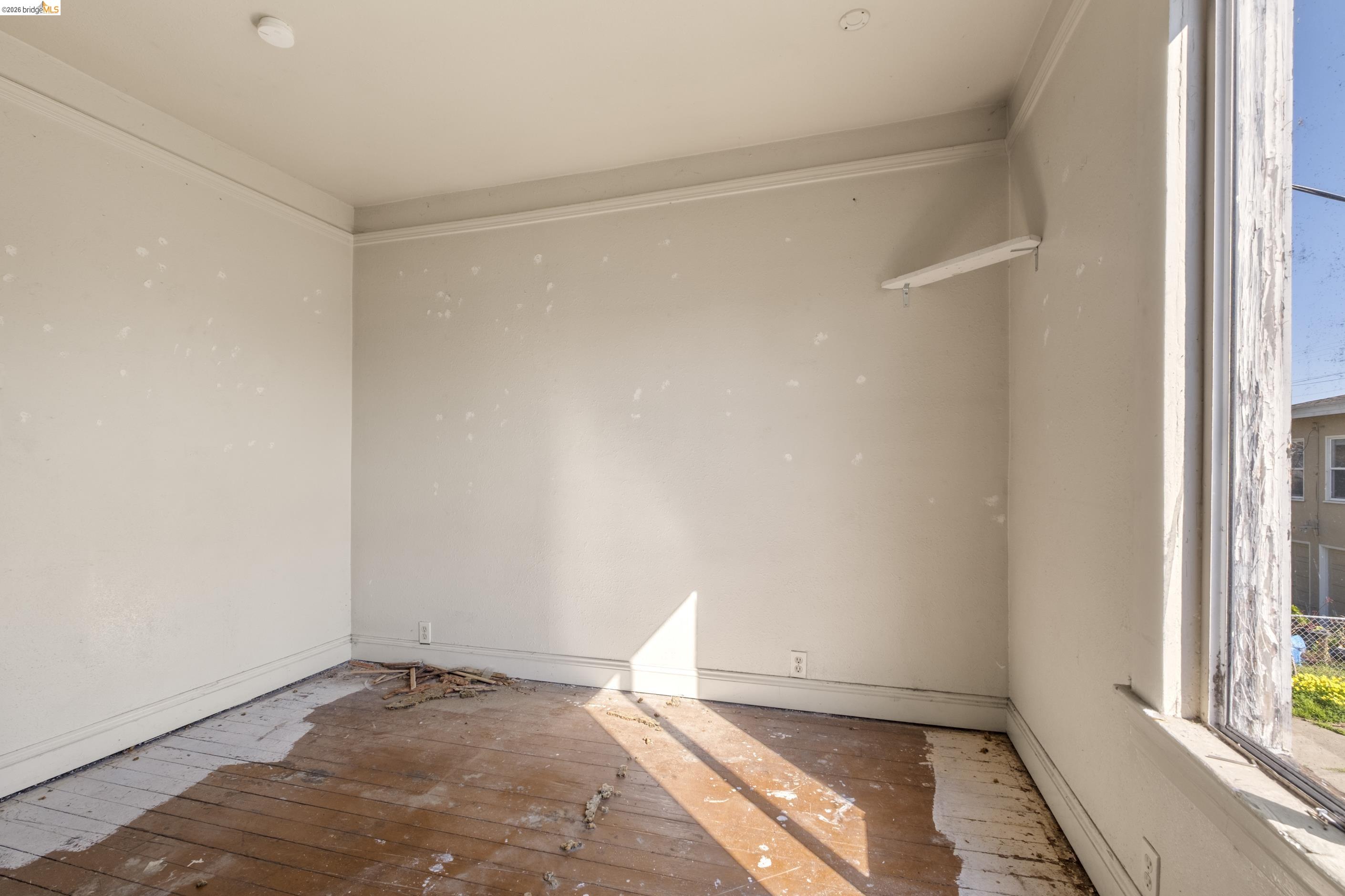 Detail Gallery Image 8 of 35 For 464 42nd St, Oakland,  CA 94609 - – Beds | – Baths