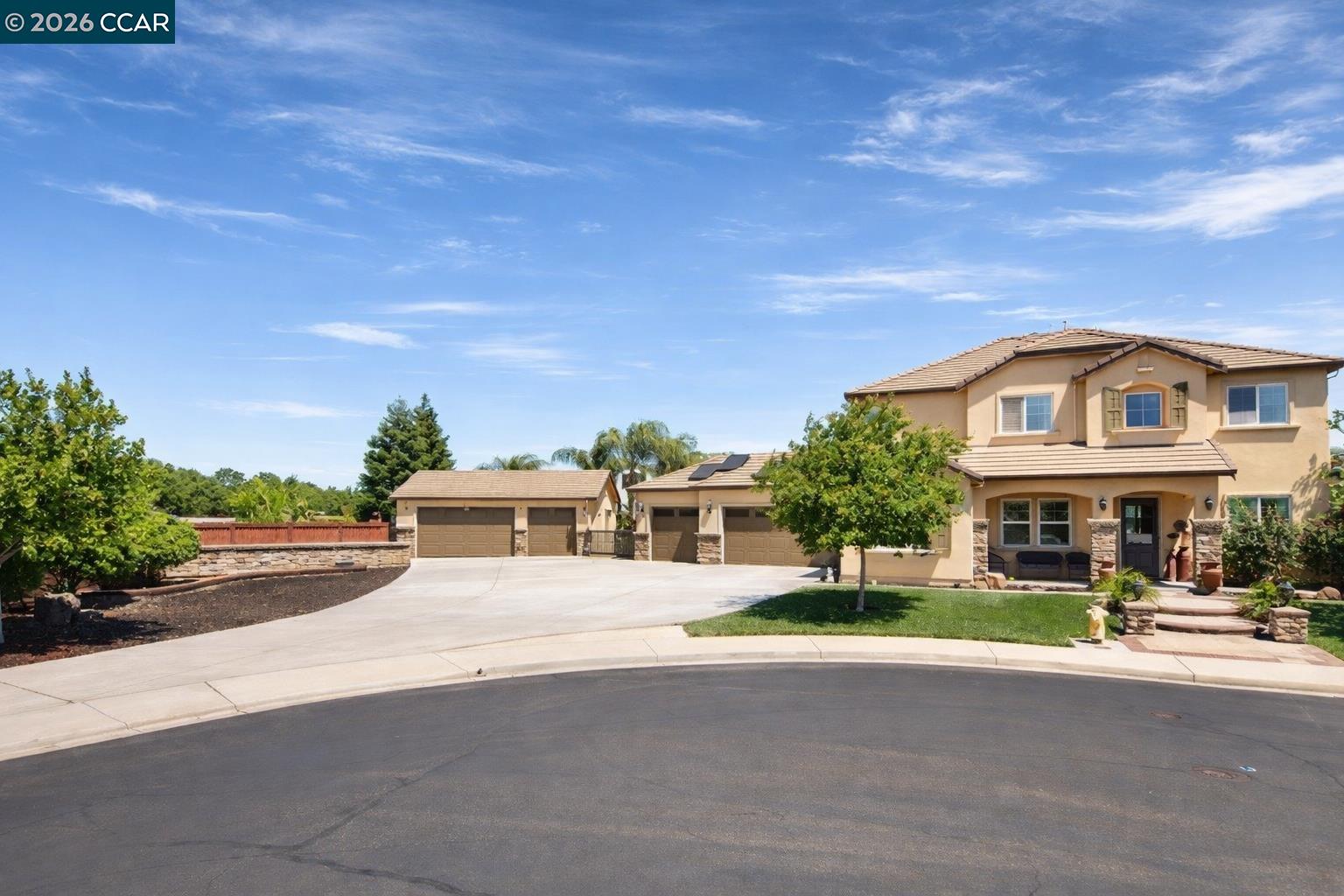 Front Image Thumbnail for CC41126253