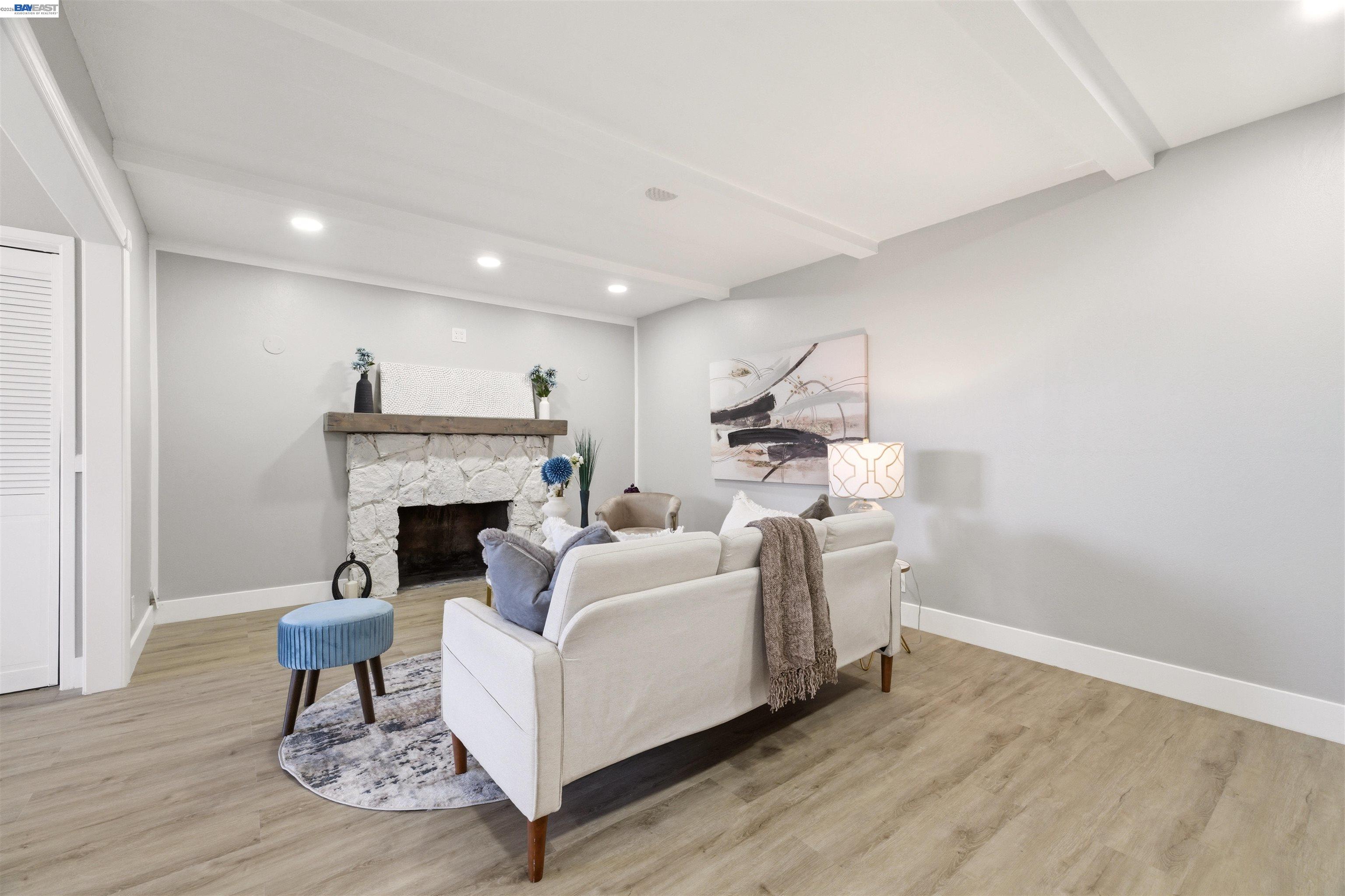 Detail Gallery Image 21 of 60 For 7060 Allegheny Dr, Dublin,  CA 94568 - 3 Beds | 2 Baths