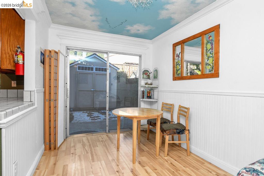 Detail Gallery Image 11 of 38 For 2860 Honeysuckle Cir, Antioch,  CA 94531 - 4 Beds | 2/1 Baths