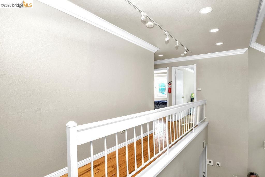 Detail Gallery Image 18 of 38 For 2860 Honeysuckle Cir, Antioch,  CA 94531 - 4 Beds | 2/1 Baths