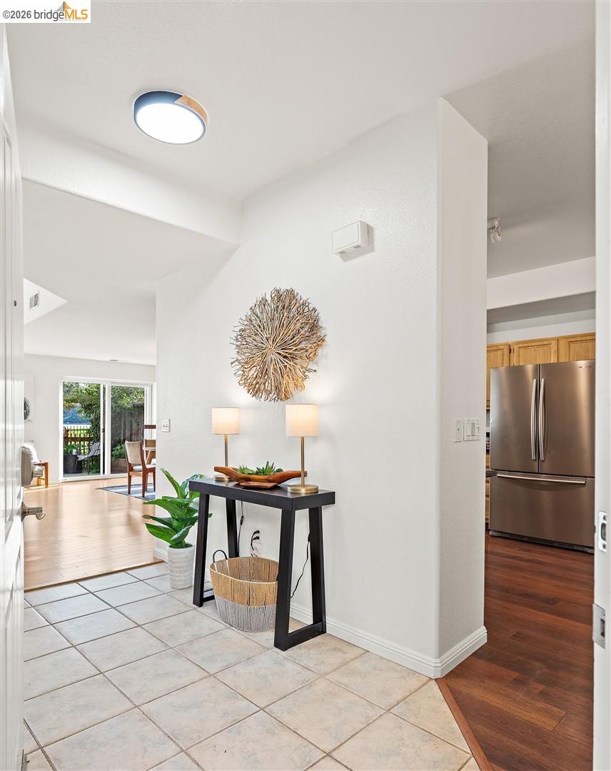 Detail Gallery Image 2 of 37 For 117 Shoal Dr, Vallejo,  CA 94591 - 3 Beds | 2/1 Baths