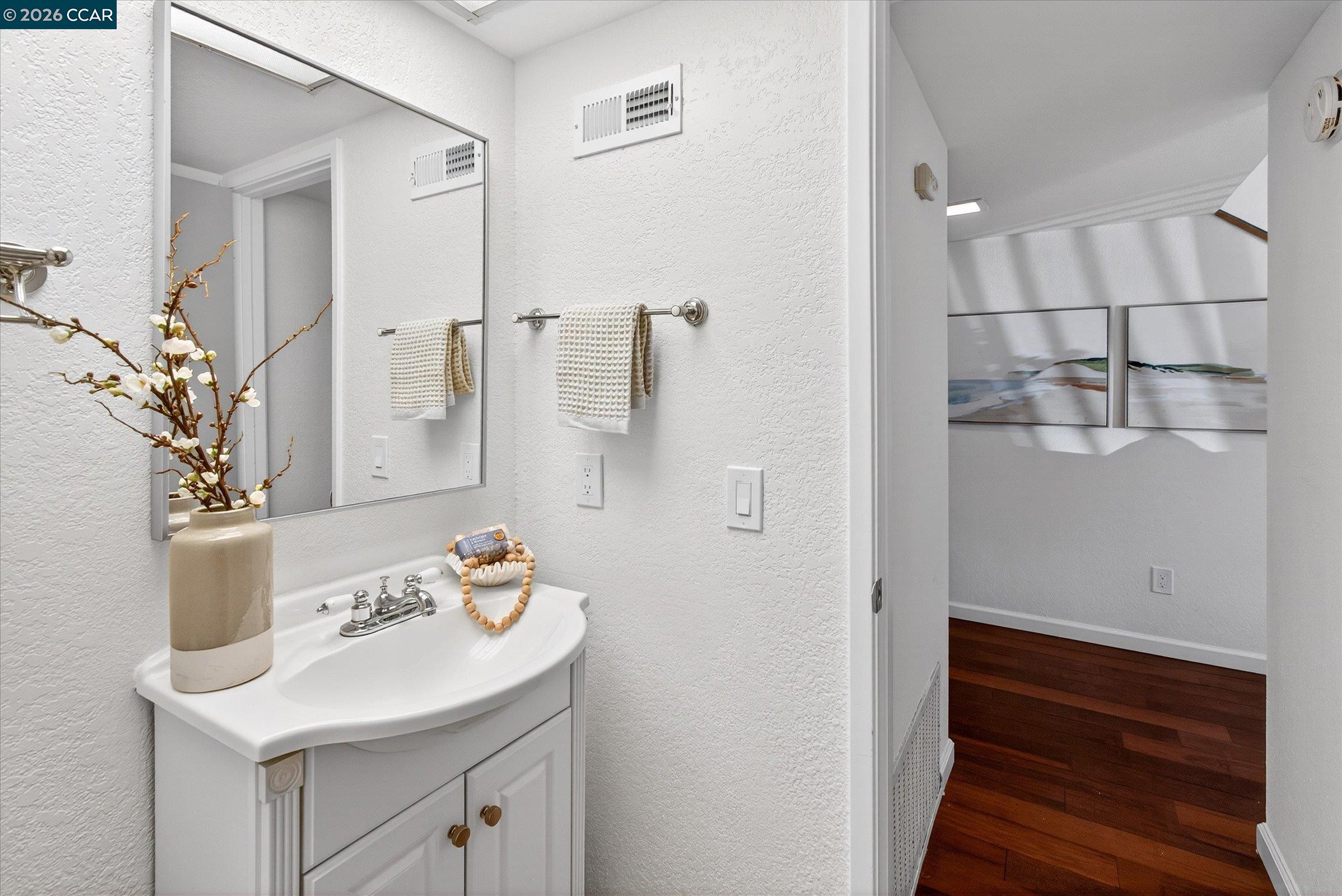 Photo #22: 41126261 Listing: Photo #22