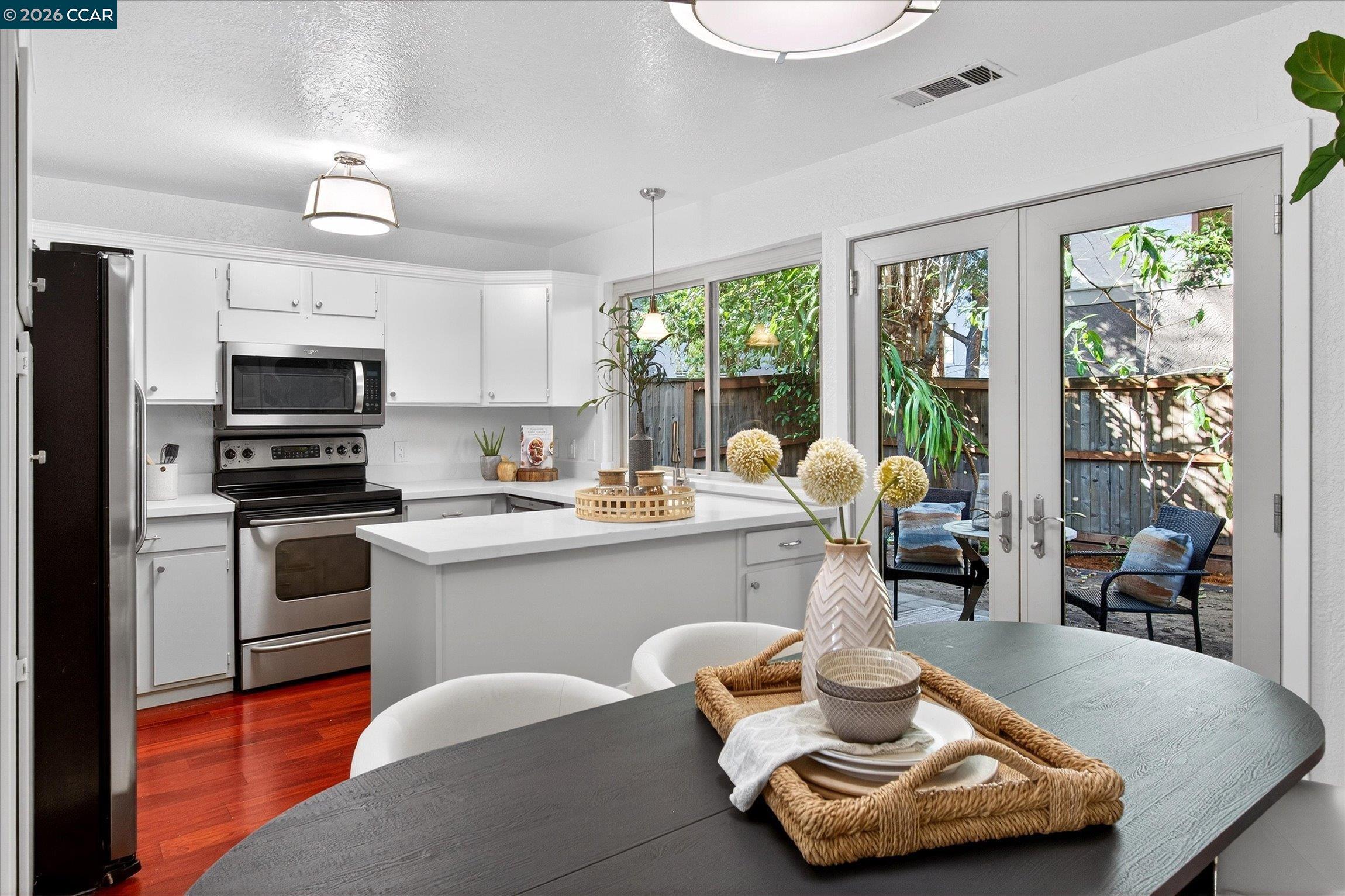 Photo #9: 41126261 Listing: Photo #9