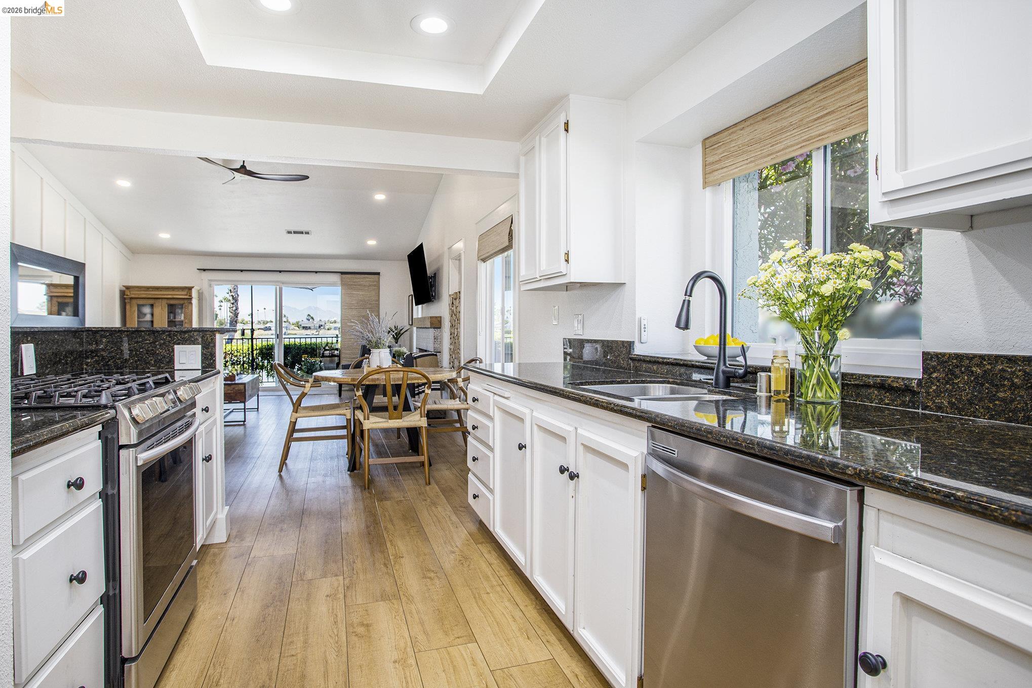 Detail Gallery Image 11 of 34 For 1550 Trawler St, Discovery Bay,  CA 94505 - 2 Beds | 2 Baths