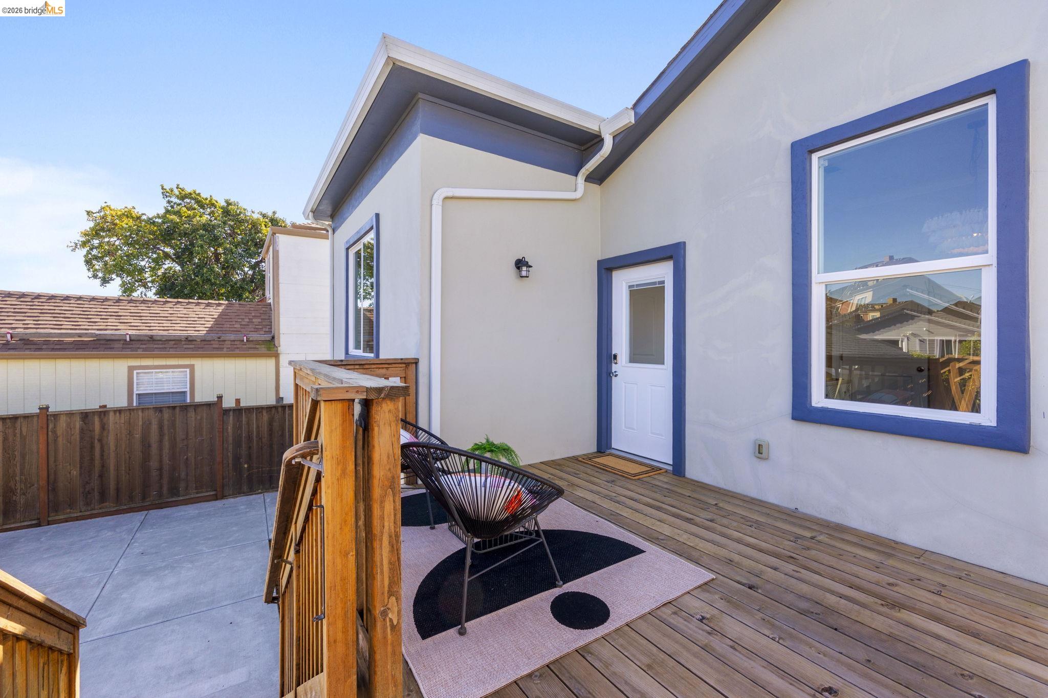 Detail Gallery Image 30 of 58 For 3322 Chestnut St, Oakland,  CA 94608 - 4 Beds | 2 Baths