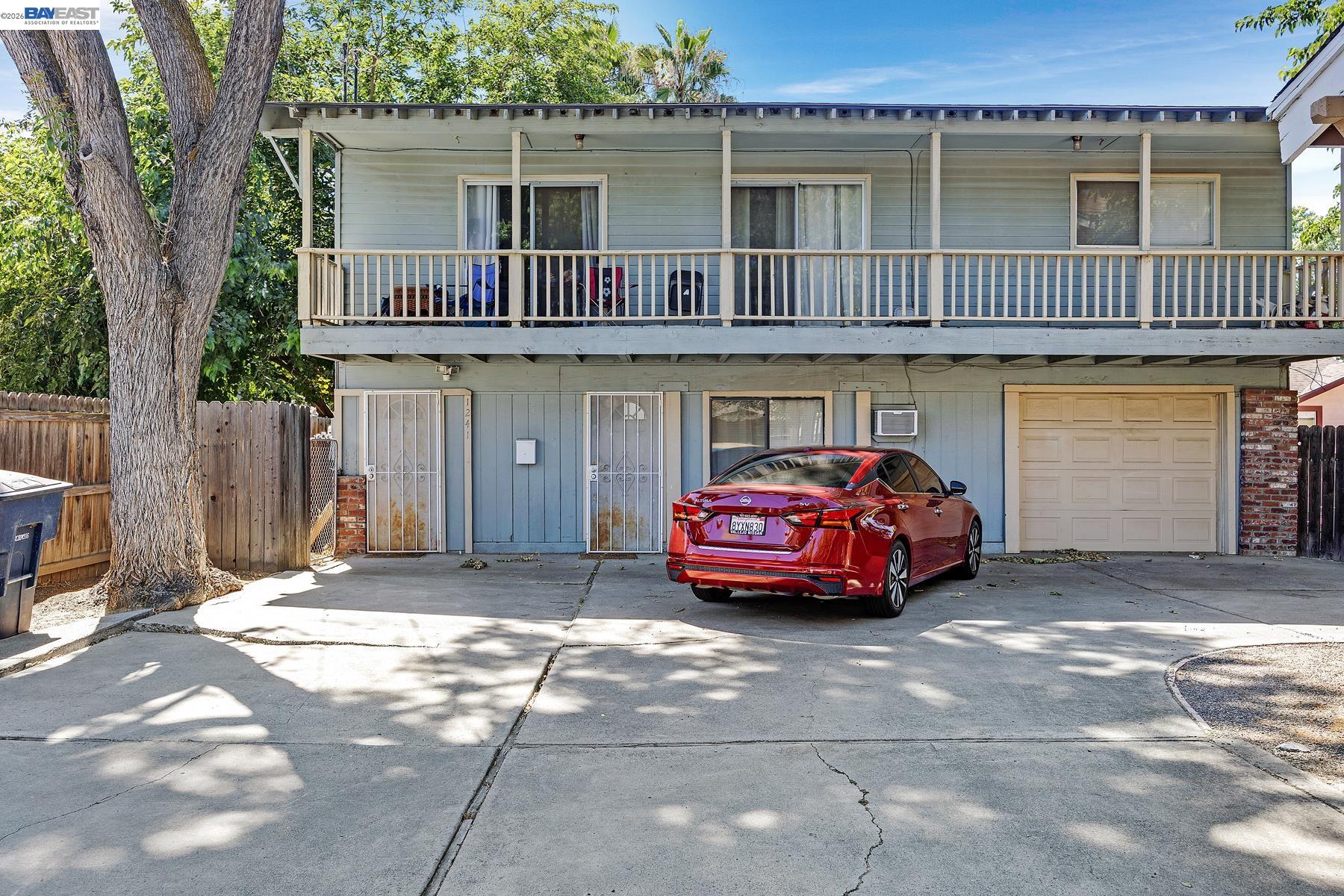 Detail Gallery Image 3 of 4 For 1241 Parker Ave, Tracy,  CA 95376 - 3 Beds | 2 Baths