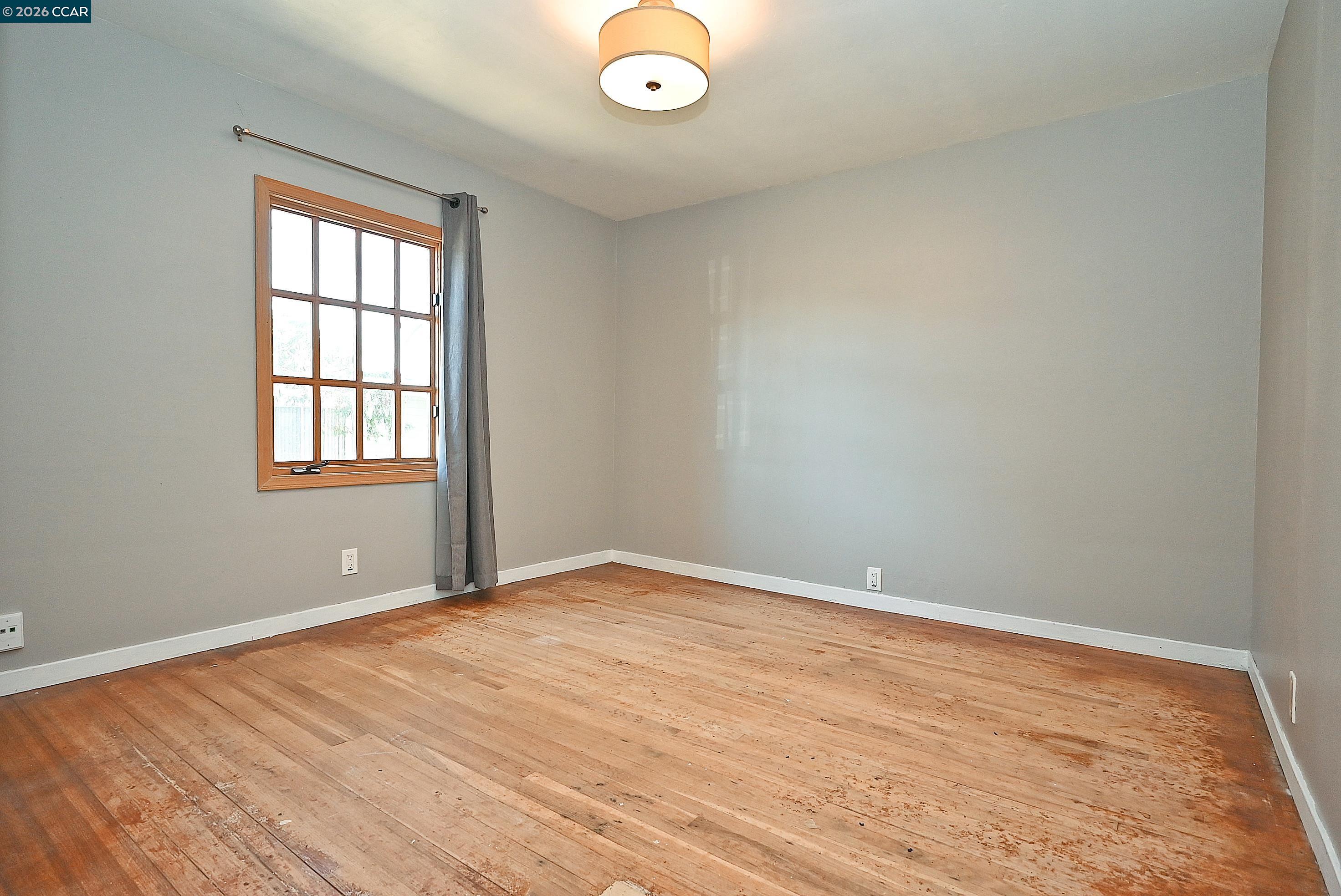 Detail Gallery Image 25 of 30 For 2480 Buena Vista Ave, Walnut Creek,  CA 94597 - 2 Beds | 1 Baths