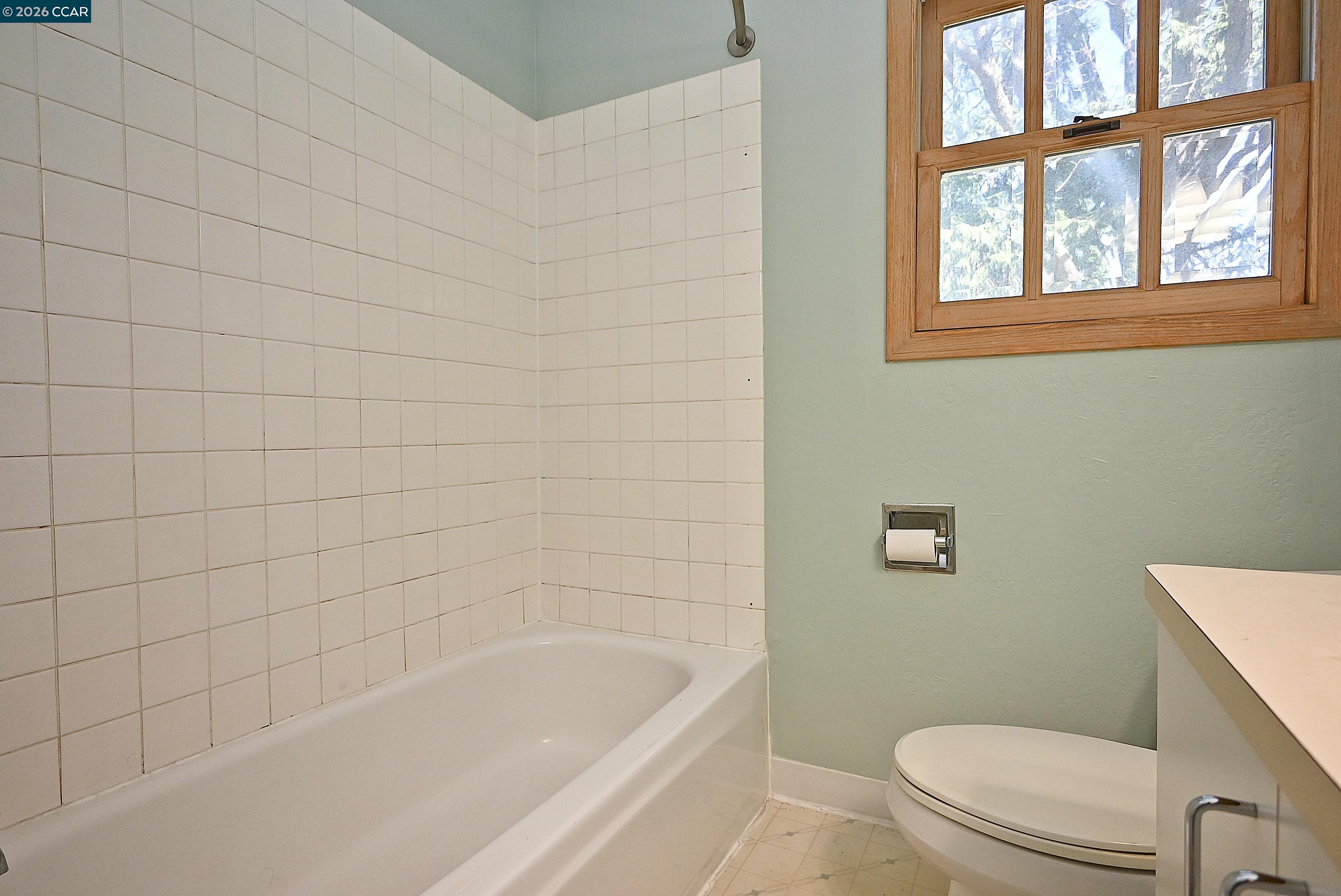 Detail Gallery Image 27 of 30 For 2480 Buena Vista Ave, Walnut Creek,  CA 94597 - 2 Beds | 1 Baths