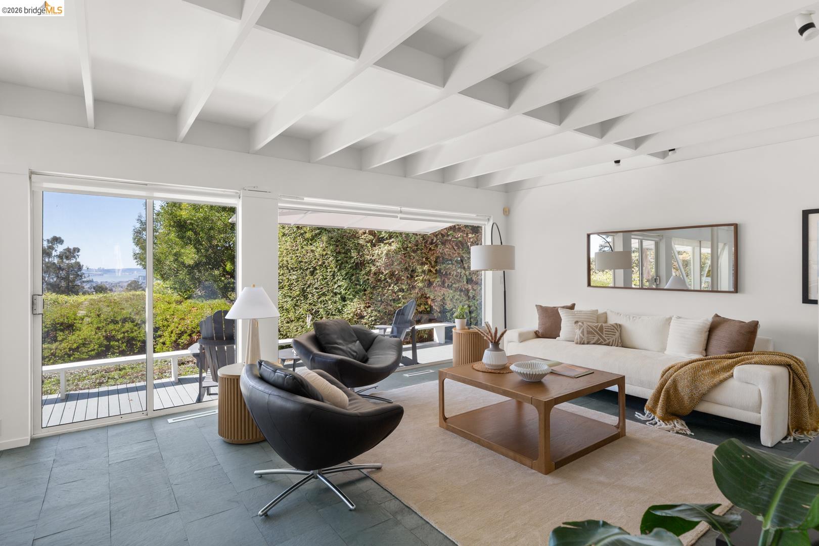 Detail Gallery Image 16 of 26 For 45 Vicente Rd, Berkeley,  CA 94705 - 4 Beds | 3/1 Baths