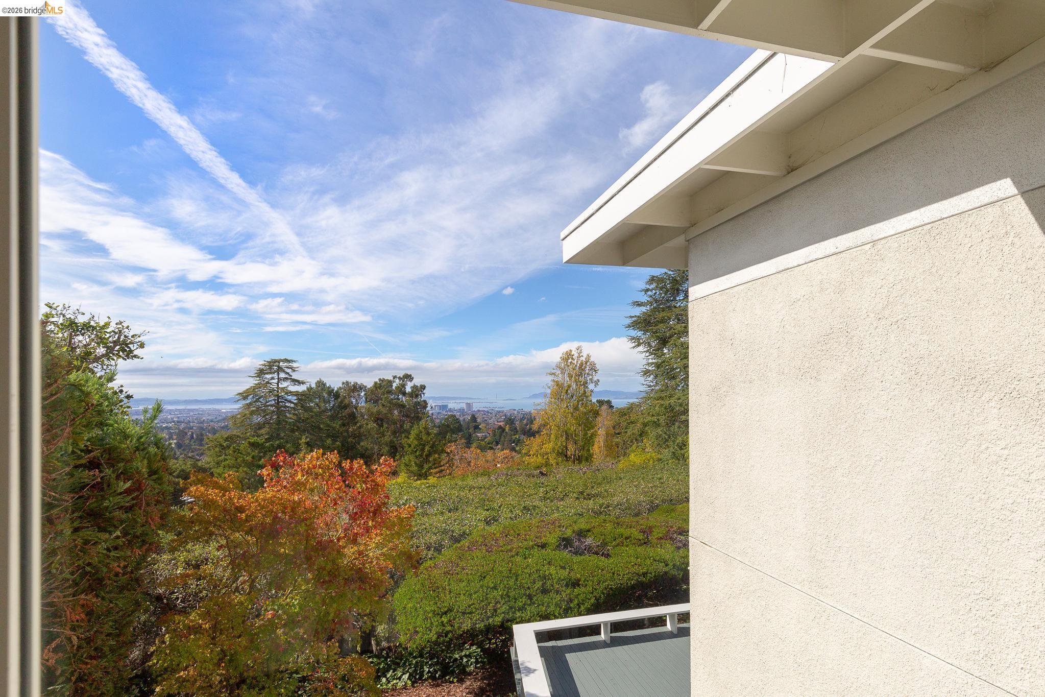 Detail Gallery Image 22 of 26 For 45 Vicente Rd, Berkeley,  CA 94705 - 4 Beds | 3/1 Baths